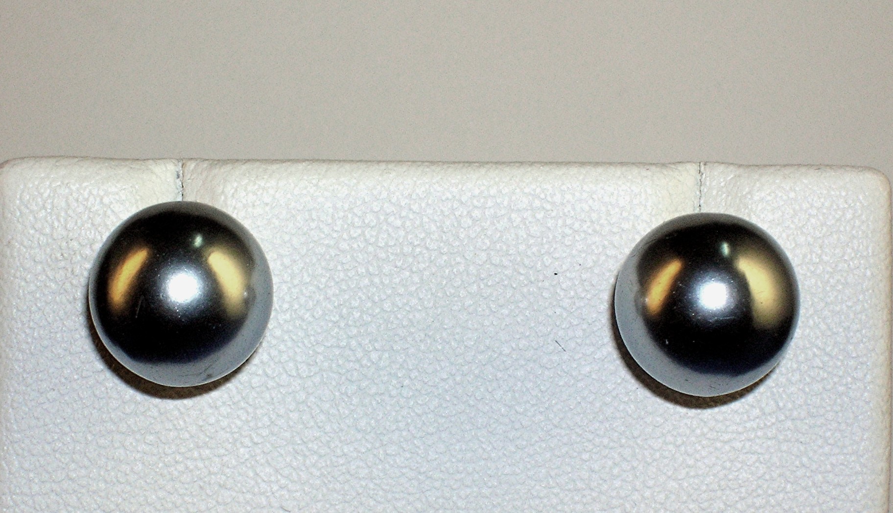 Grey11mm Pearl Post Earrings