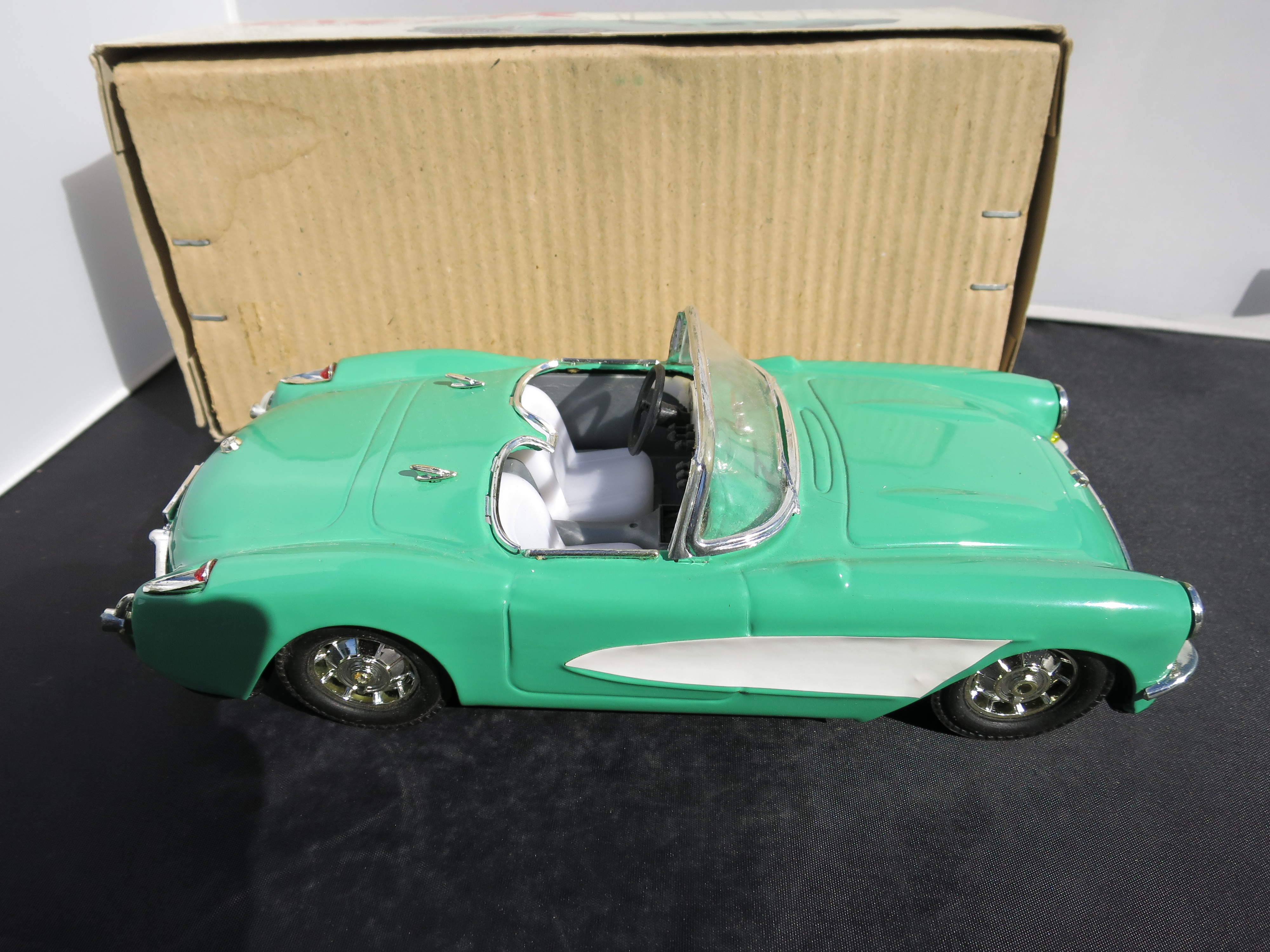 Scale Luxe Car Teal 1957 Corvette Convertible MIB