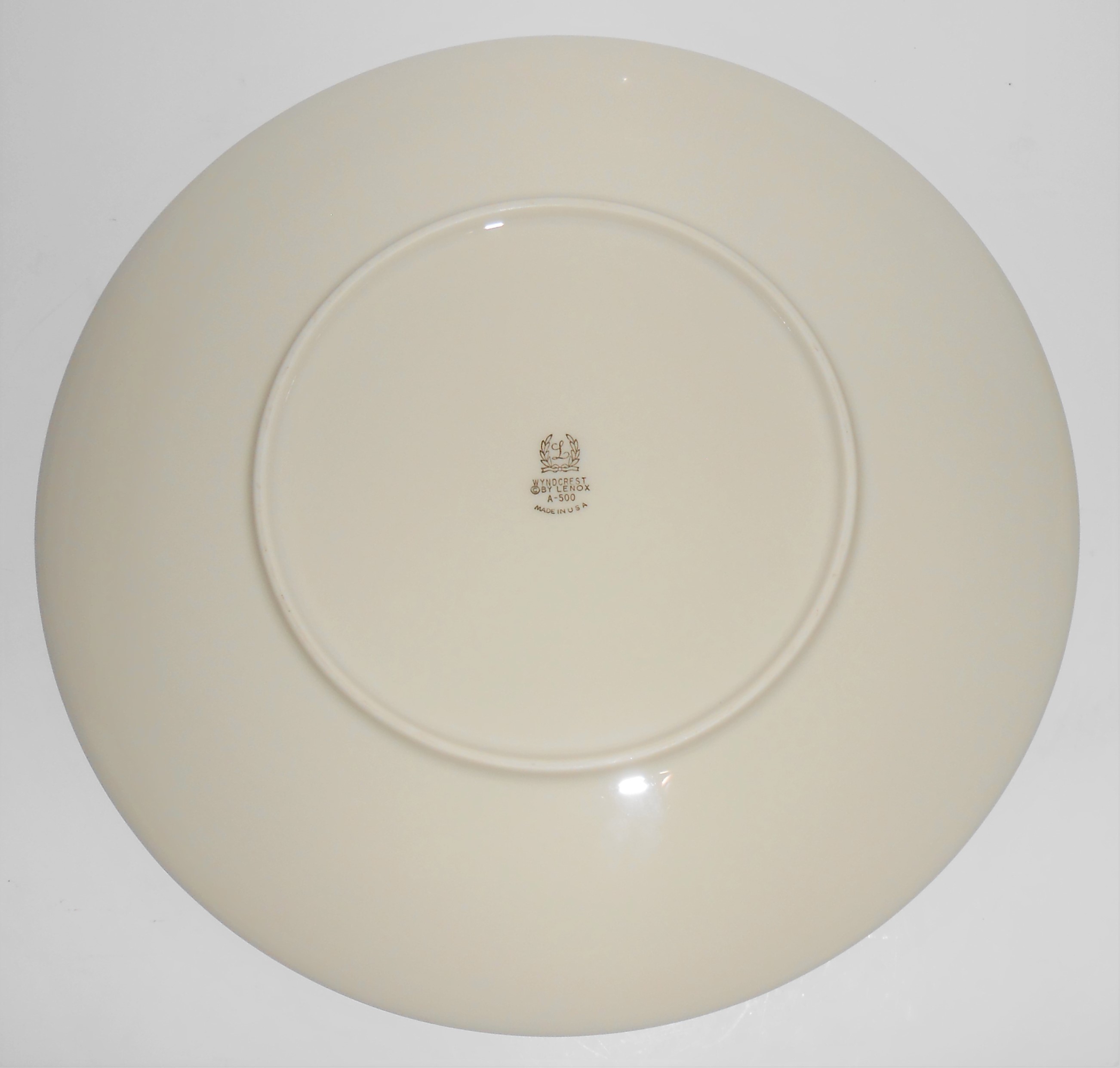 Lenox China Wyndcrest Platinum Band Dinner Plate