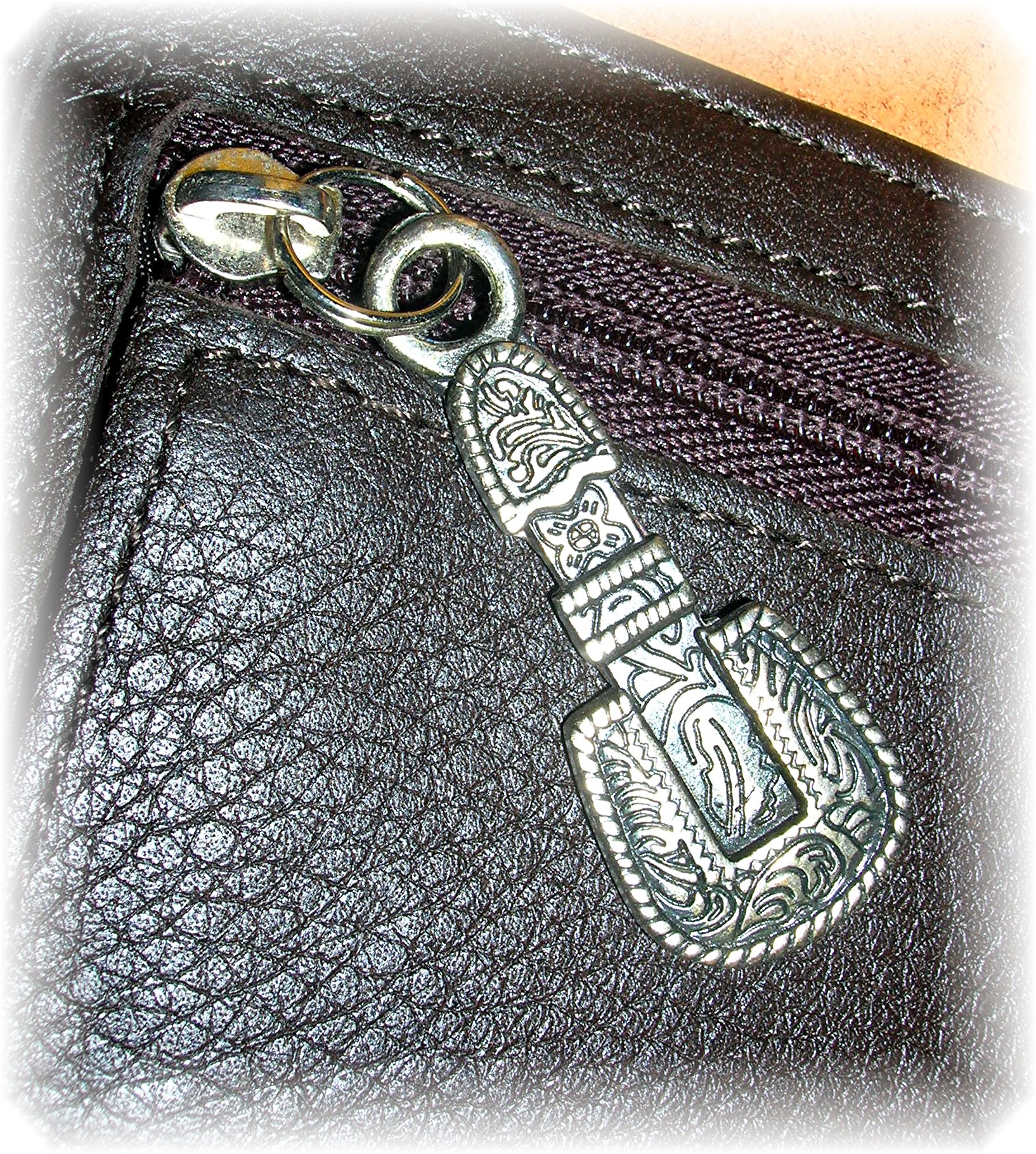 Montana Silversmiths Pink Green Check Book Wallet