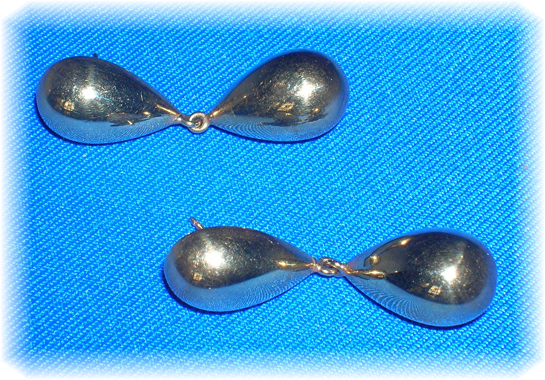 European Hallmarked Gold Teardrop Earrings