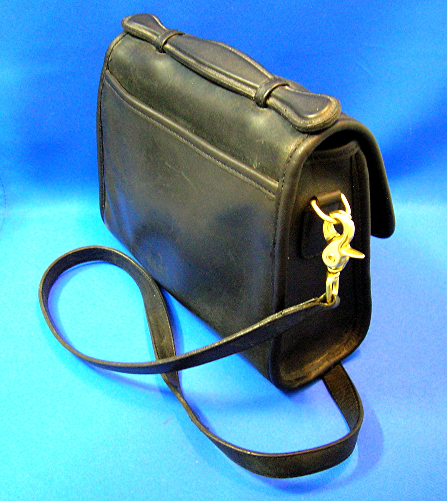 Coah Leather Black Hand Shoulder Bag