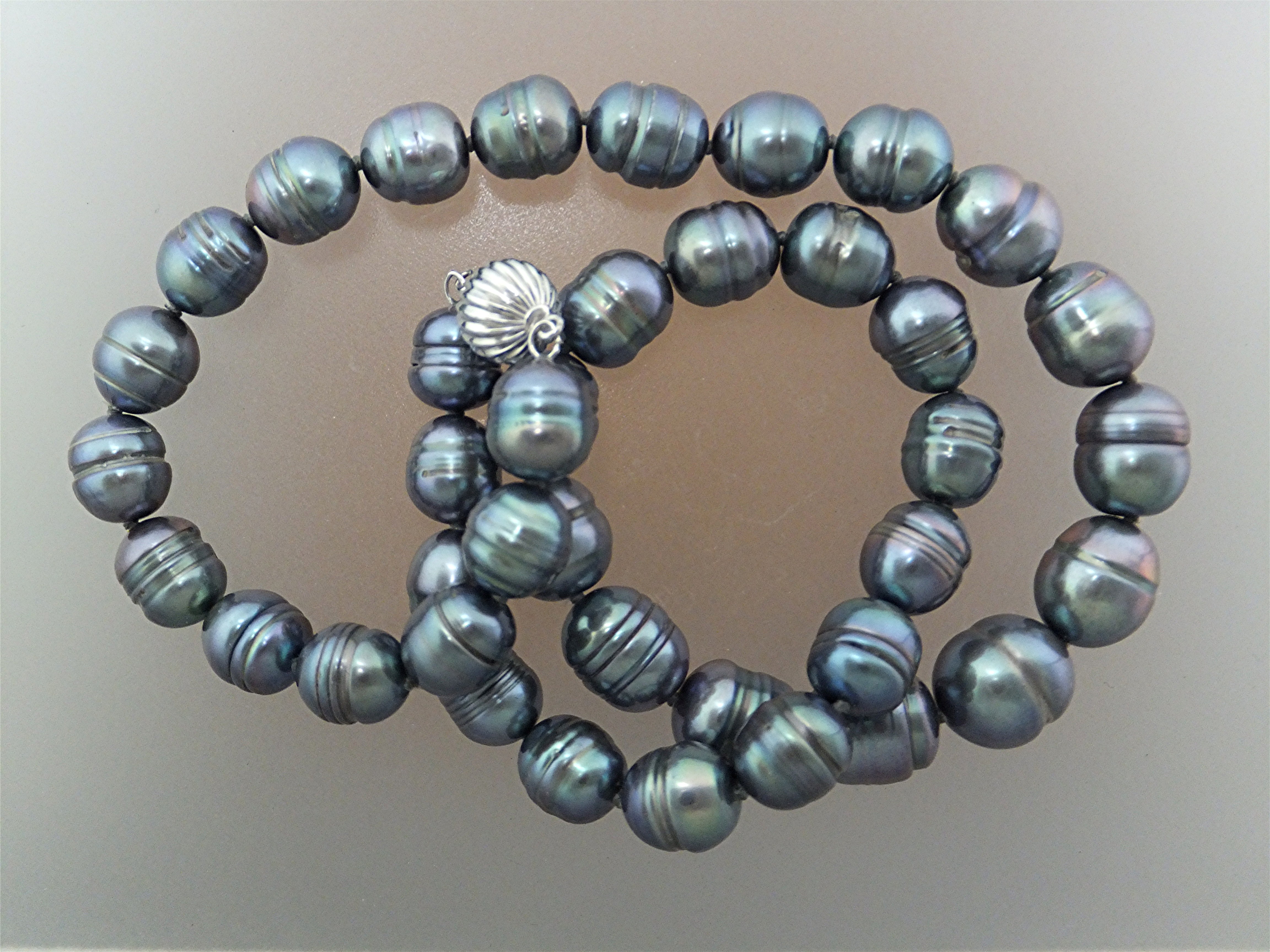 Necklace 14K White Gold 11mm Grey Freshwater Pearls
