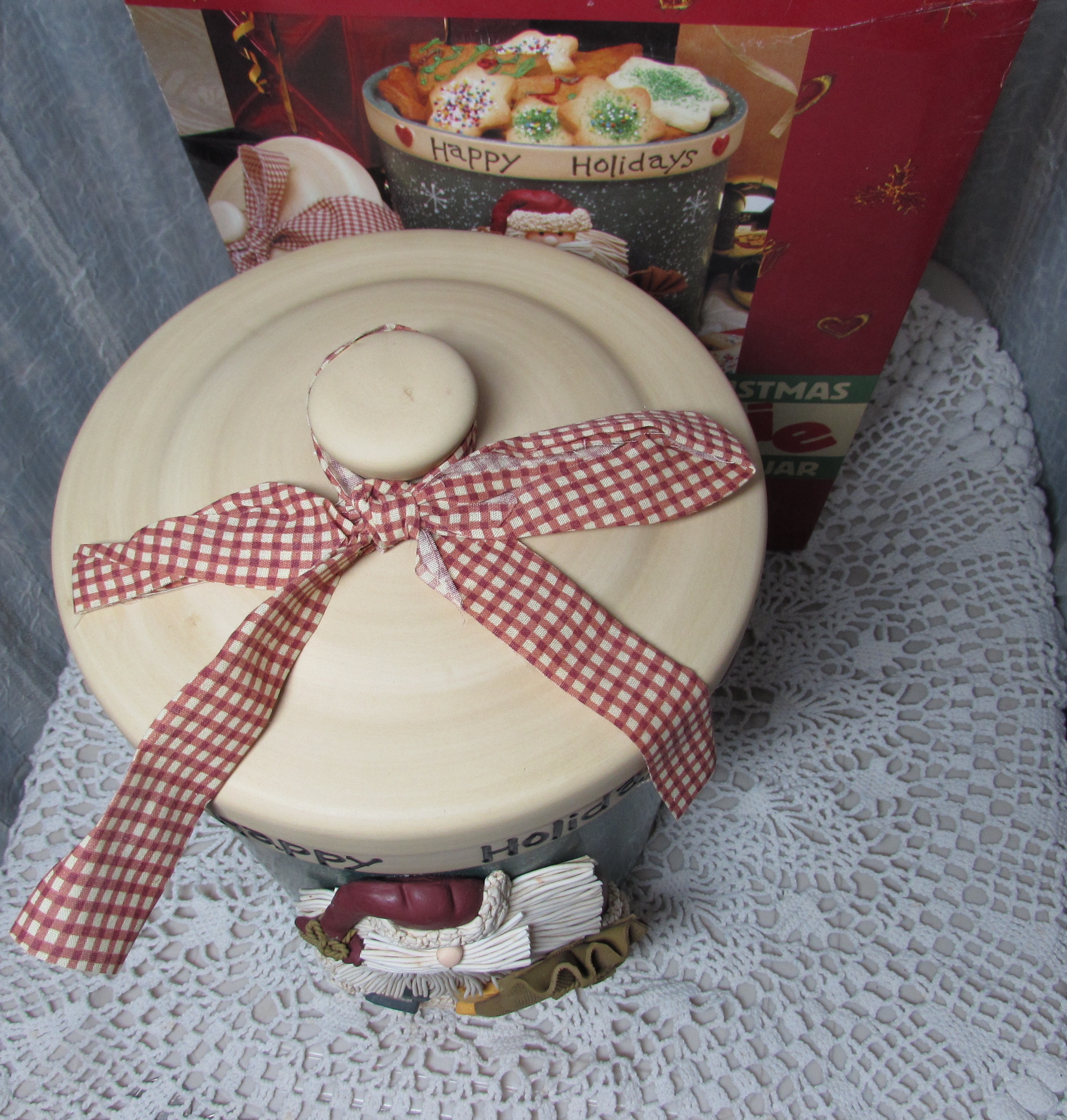 Santa Christmas Cookie Jar Stoneware Mint in Box