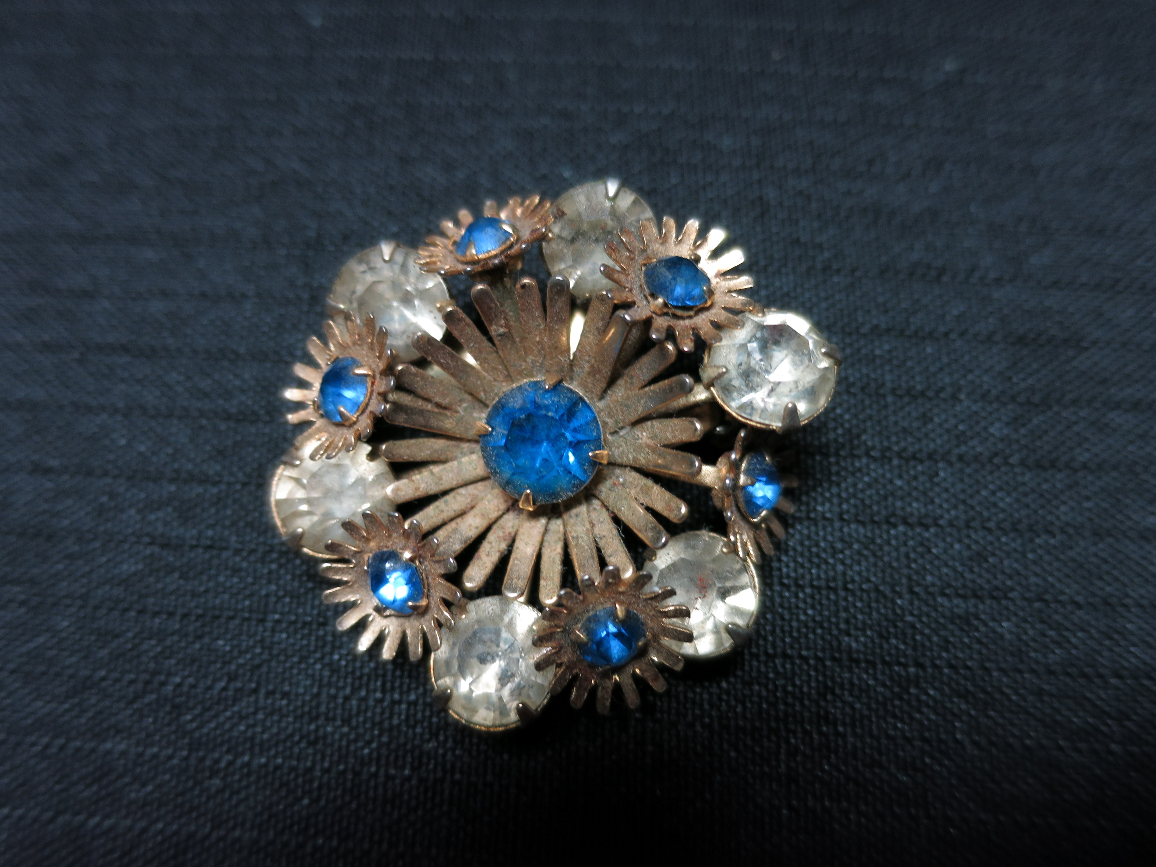 Floral Bouquet Rhinestone Pin Gold Tone