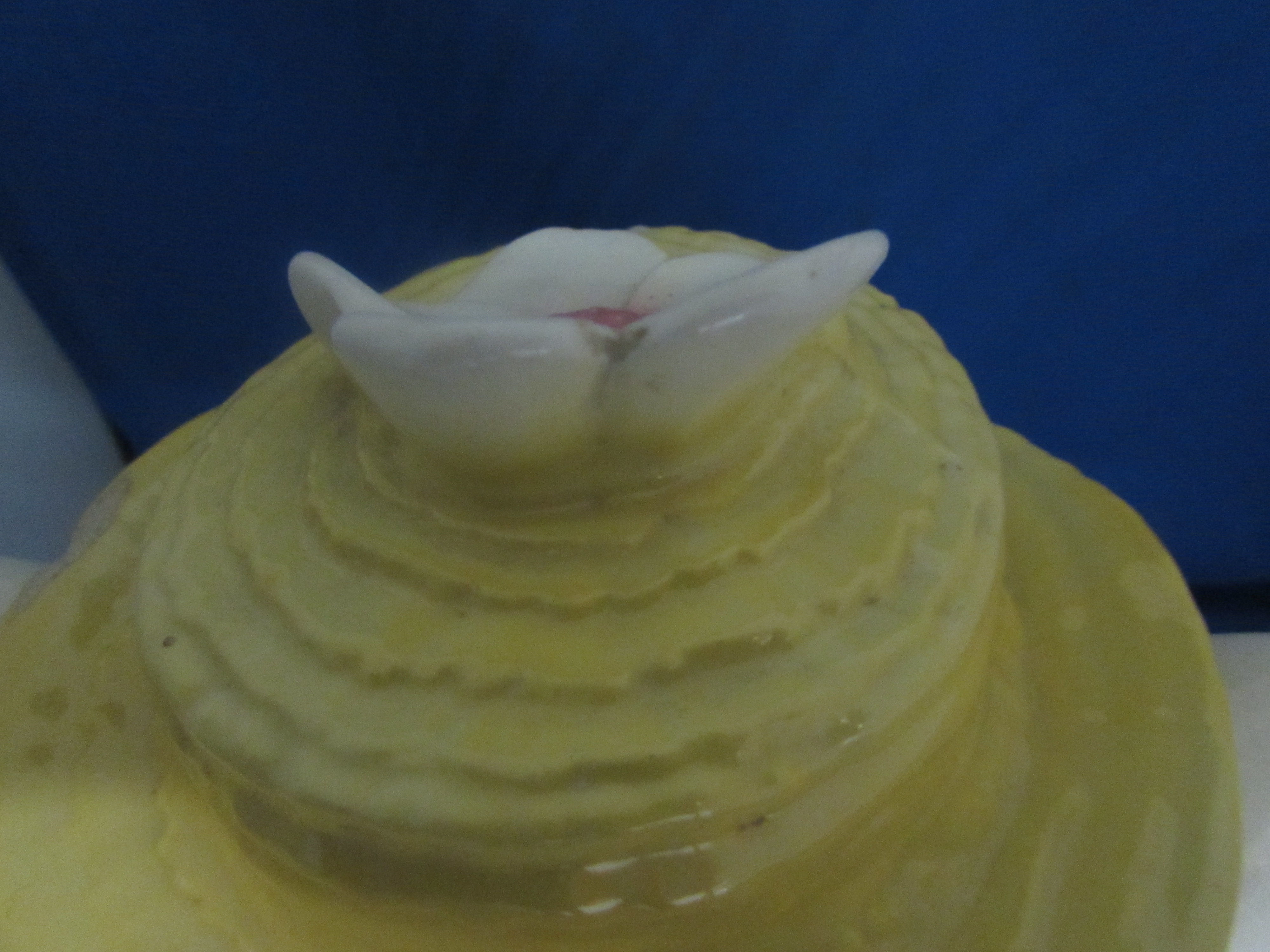 Cat Metlox Poppy Trail of California Cookie Jar damage