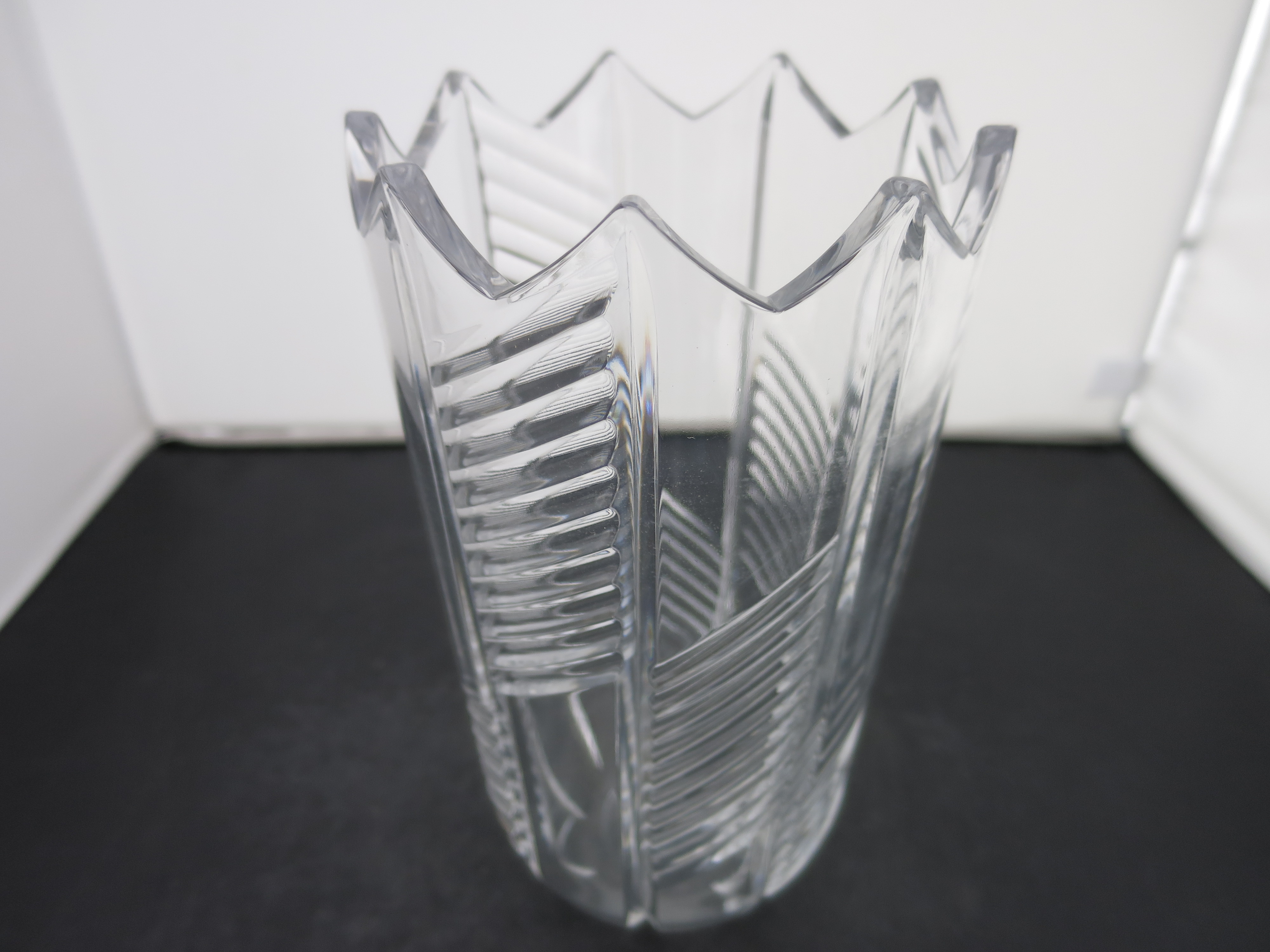 Crystal Vase unmarked beautiful best guess Mikasa