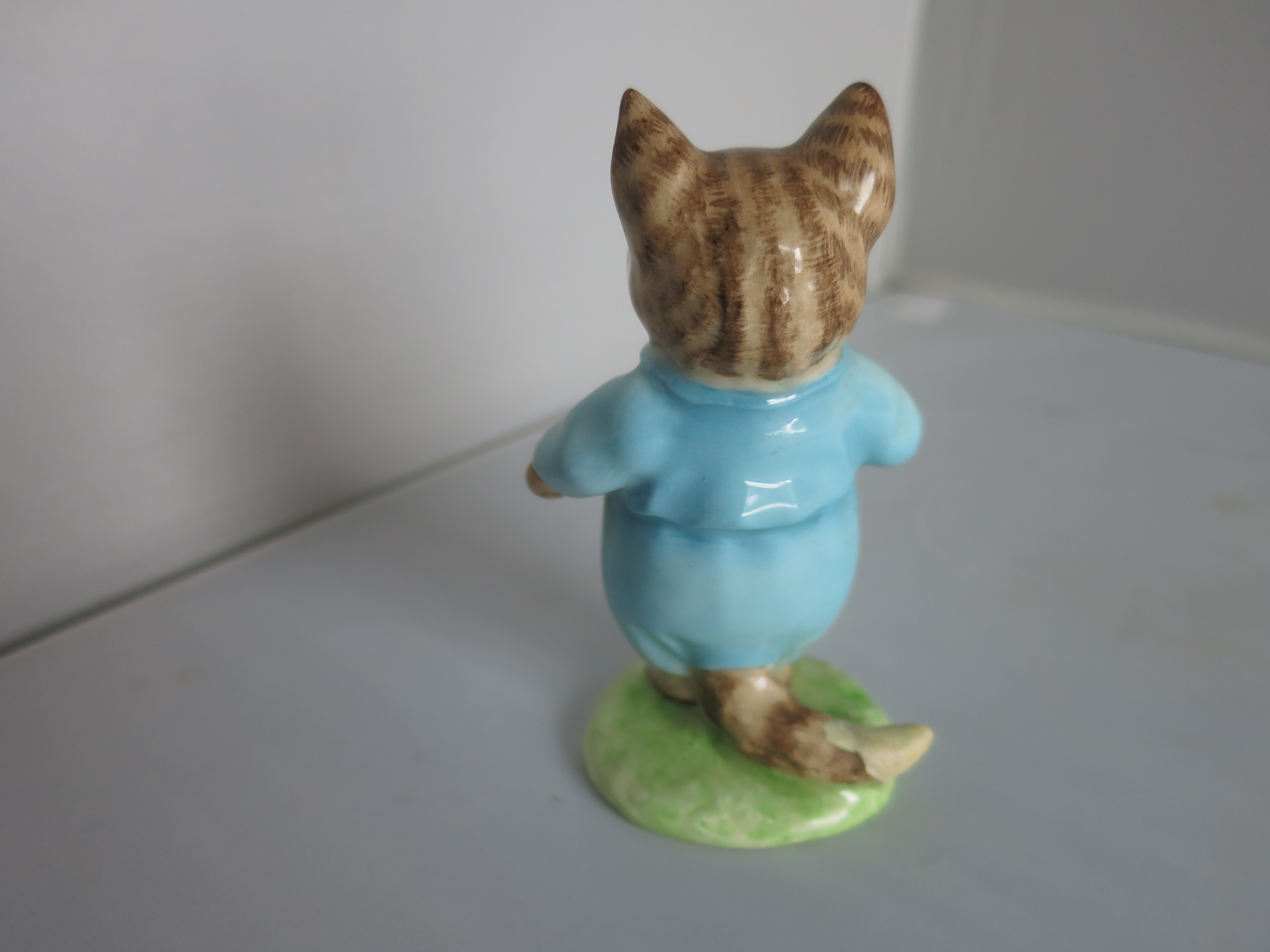 Beatrix Potter's Beswick Tom Kitten Cat Figurine Gold Oval