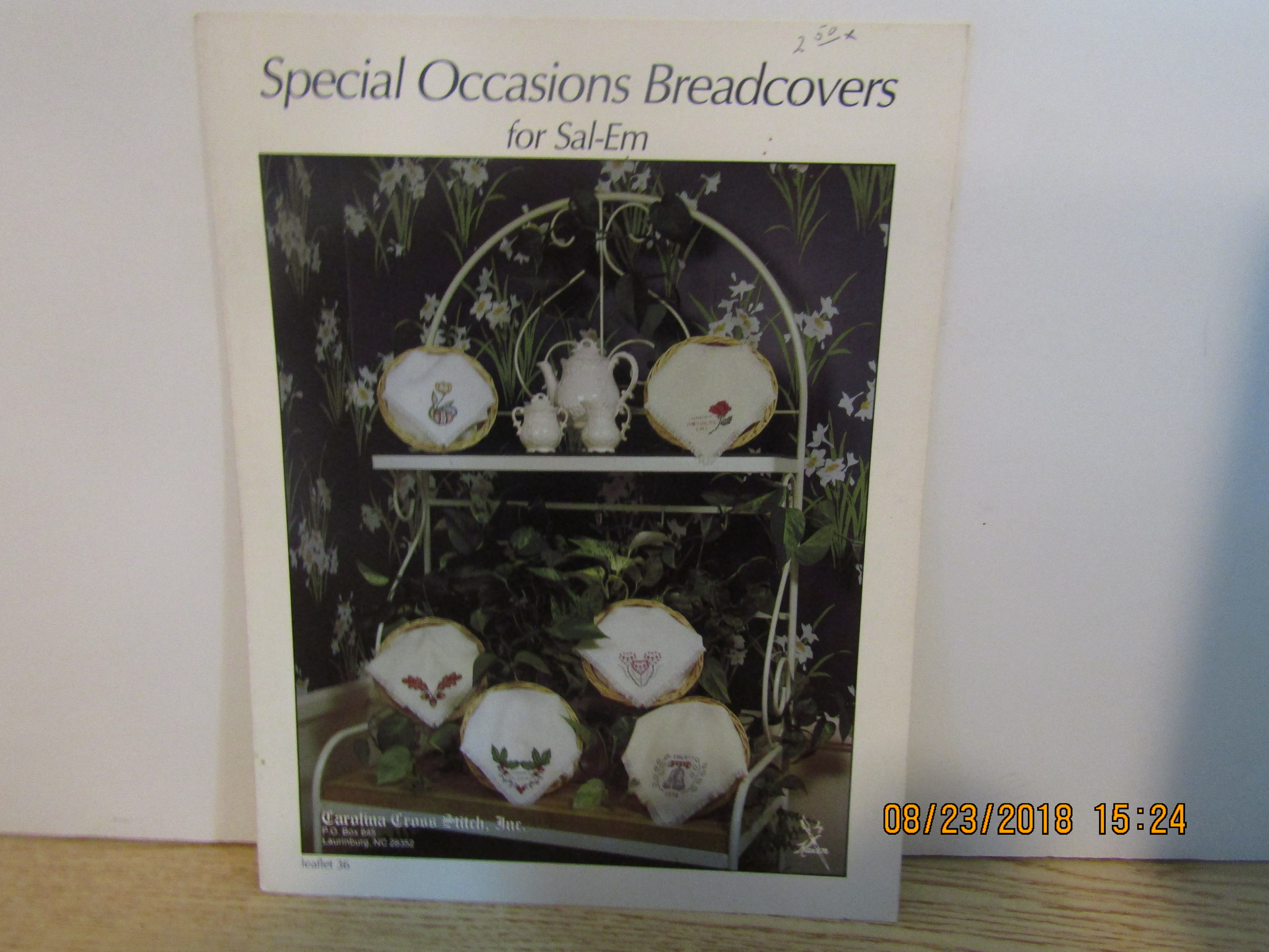 Carolina CrossStitch Special Breadcovers For Sal-Em #36