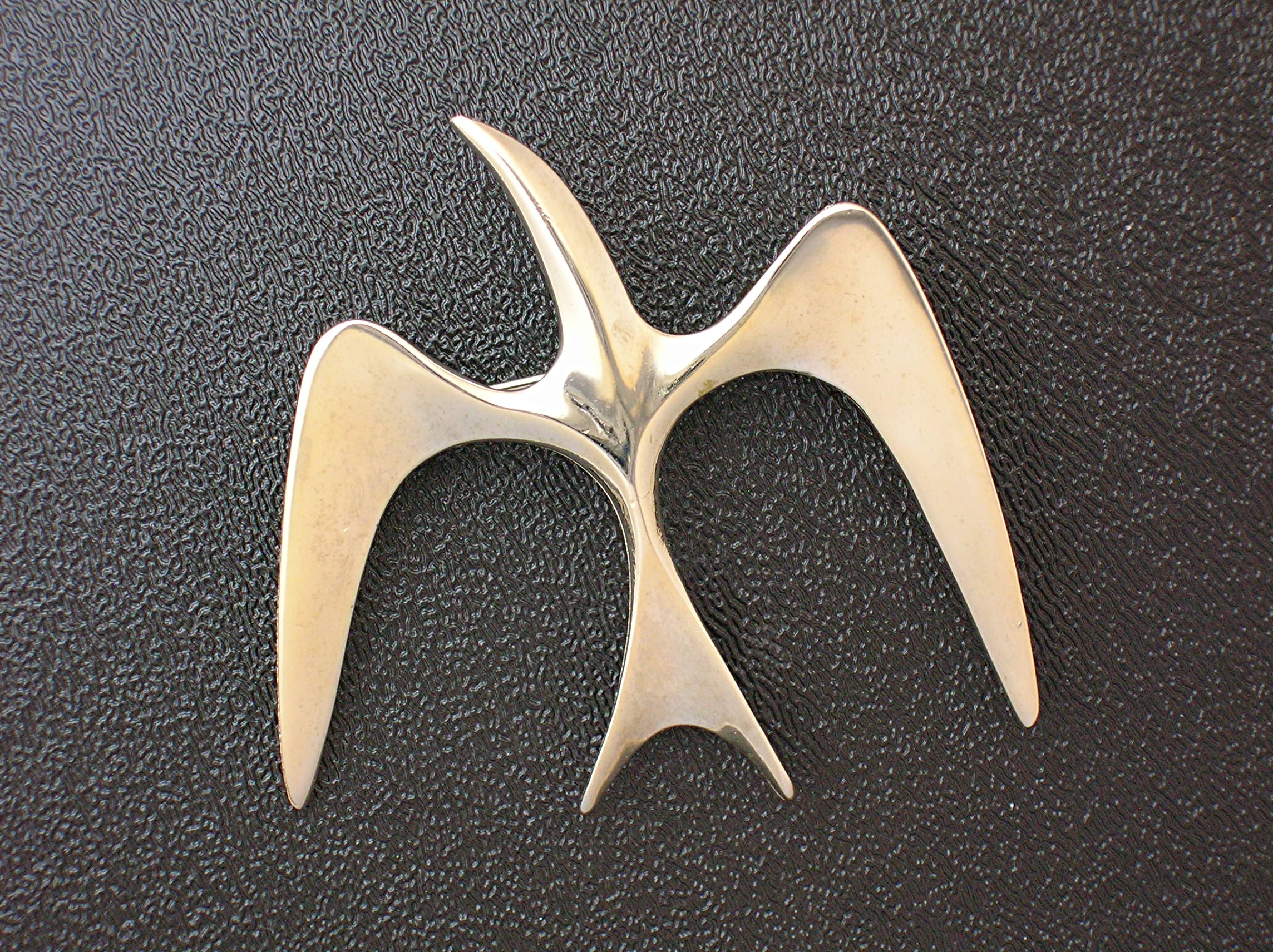 Silvertone SARAH COVENTRY Bird Brooch