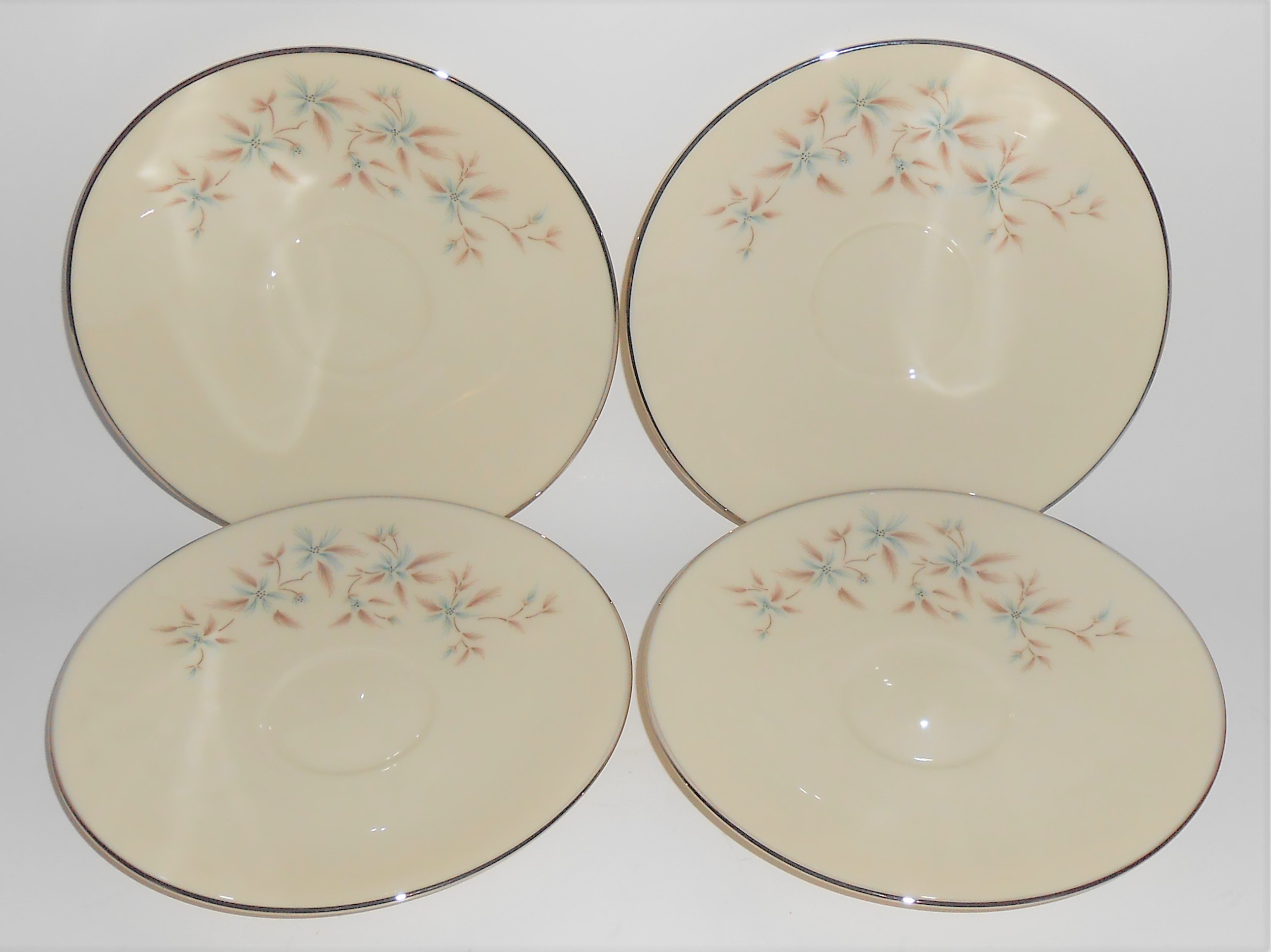 Lenox China Wyndcrest Platinum Band Set/4 Saucers