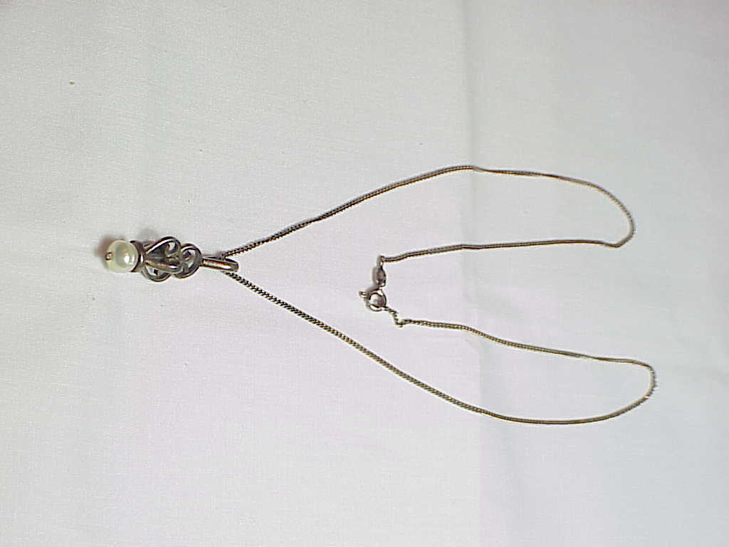 Celtic Design Sterling Silver Pendant Necklace
