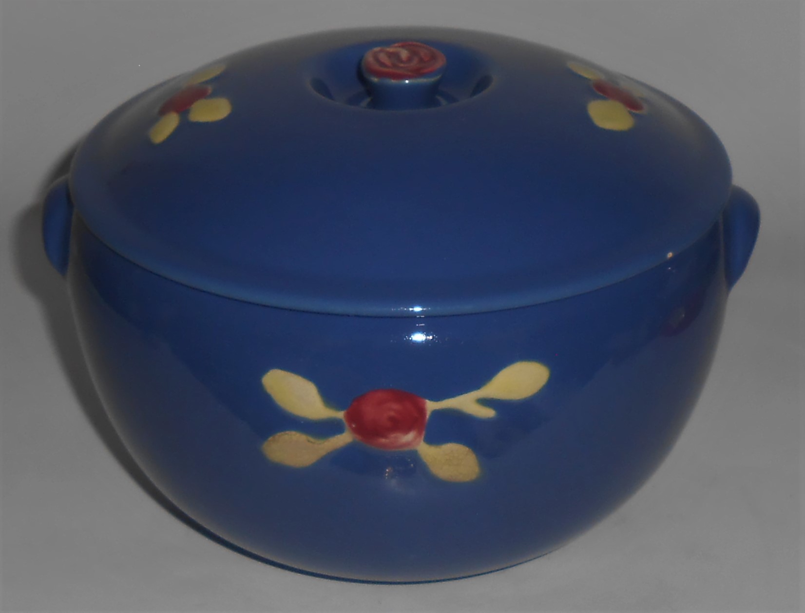 Coors Pottery Rosebud Blue Triple Service Casserole Rob