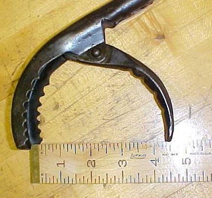 Extended Reach Gripper Pliers 34 inch Patent 1928