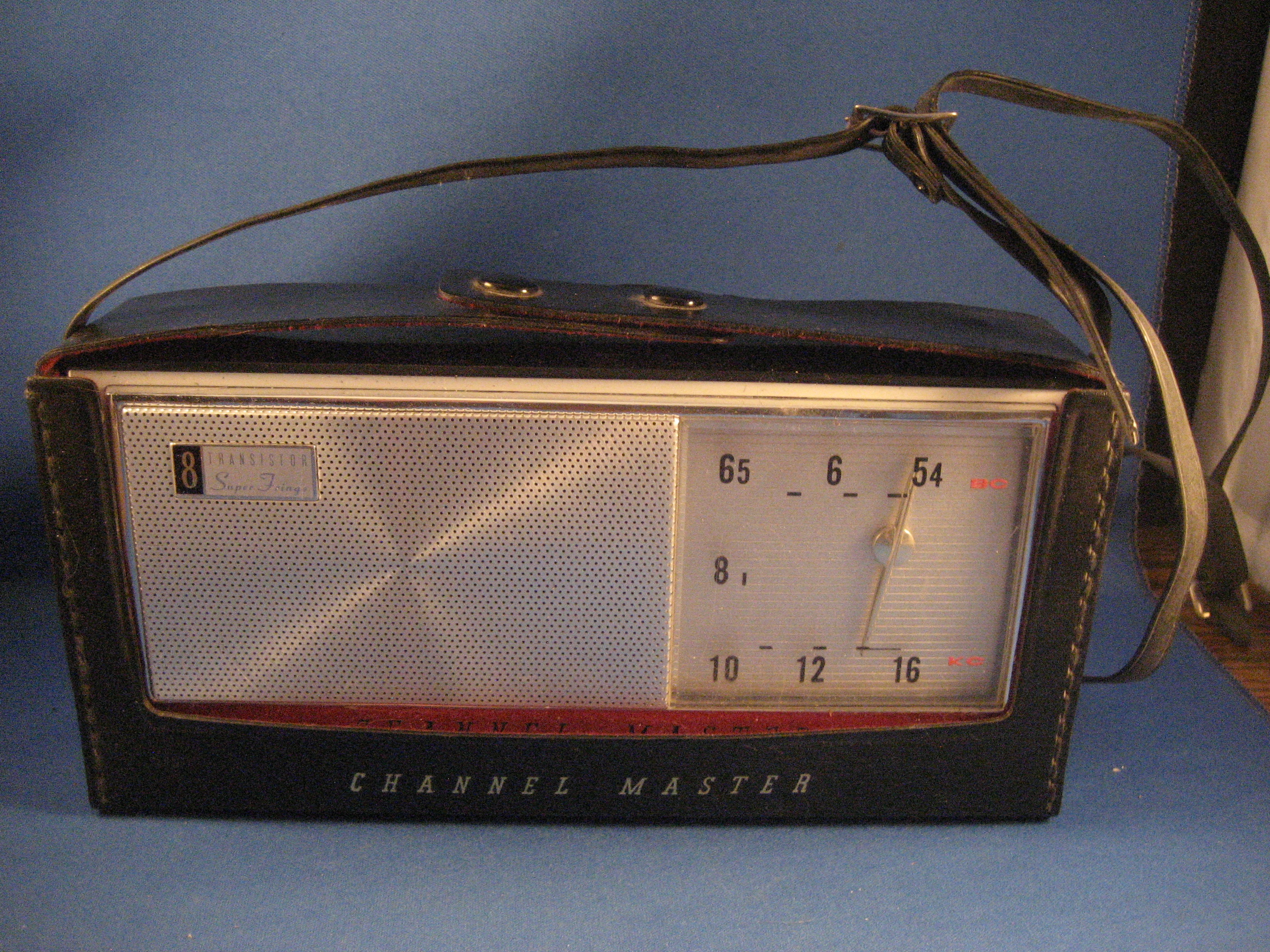 8 Channel Transistor Radio