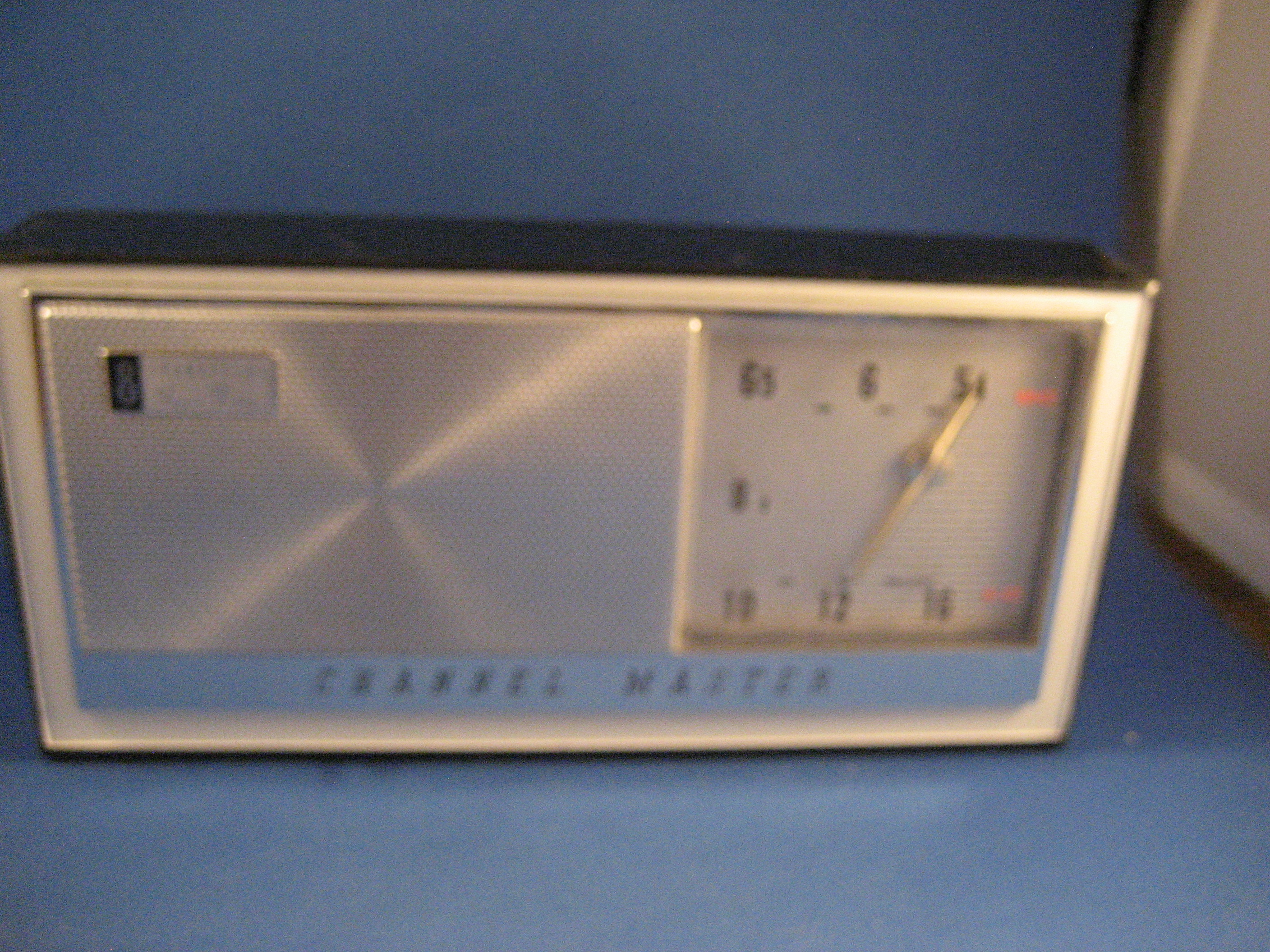 8 Channel Transistor Radio