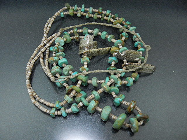 Santo Domingo  Kingman Turquoise Shell Heishe Necklace