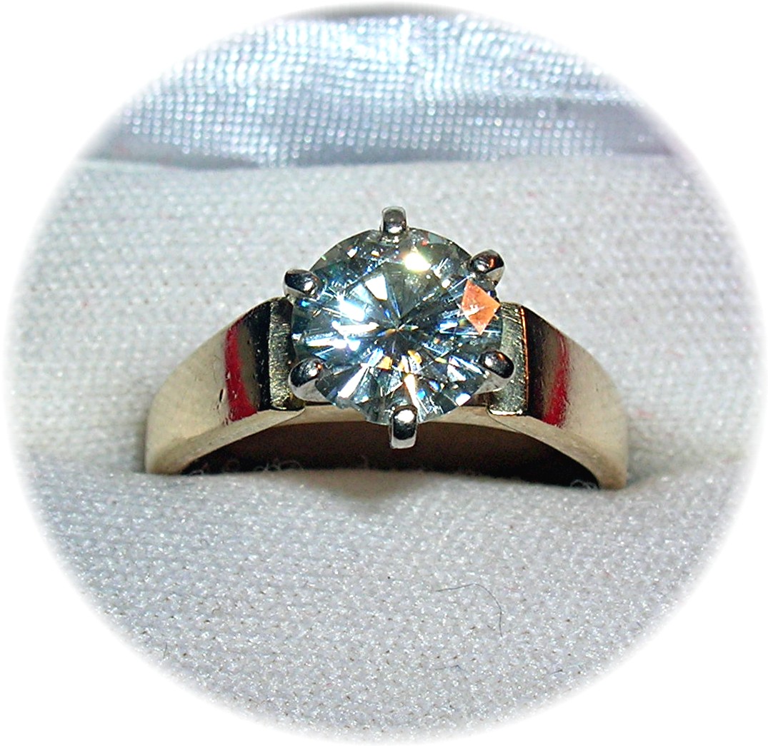 14K Gold Moissanite Diamond 1 1/2 Ct Ring