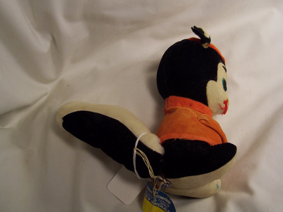 Toy Skunk Stuffed Dream Pets Dakin Japan
