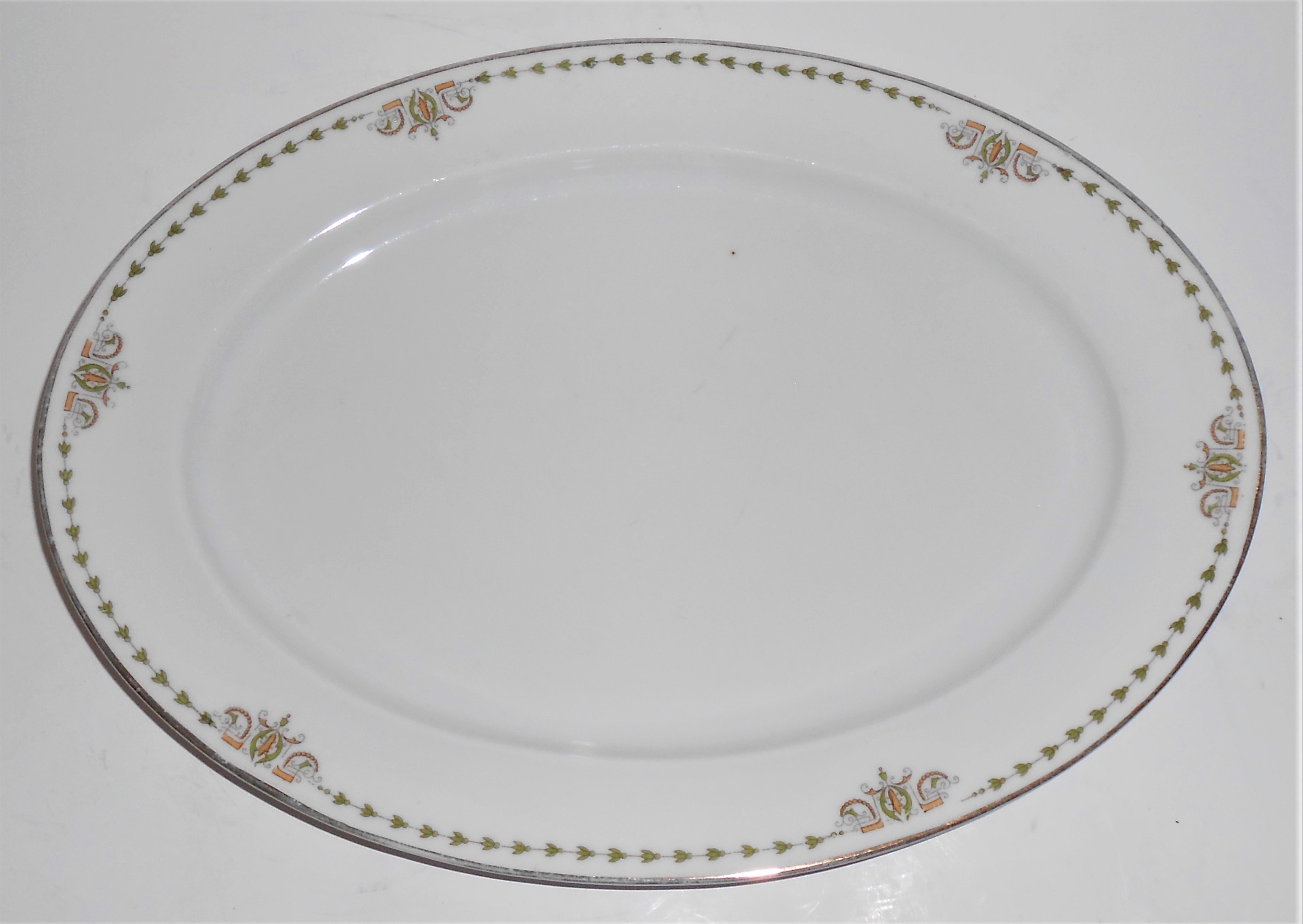 Heinrich & Co Porcelain Electra 6541 w/Gold Platter