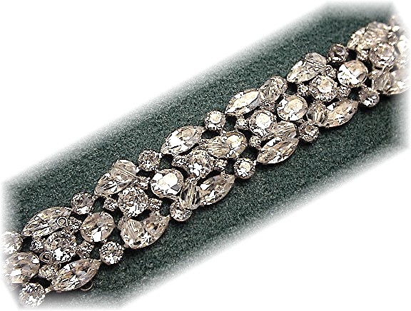 Sparkling Vintage KRAMER Crystal Bracelet