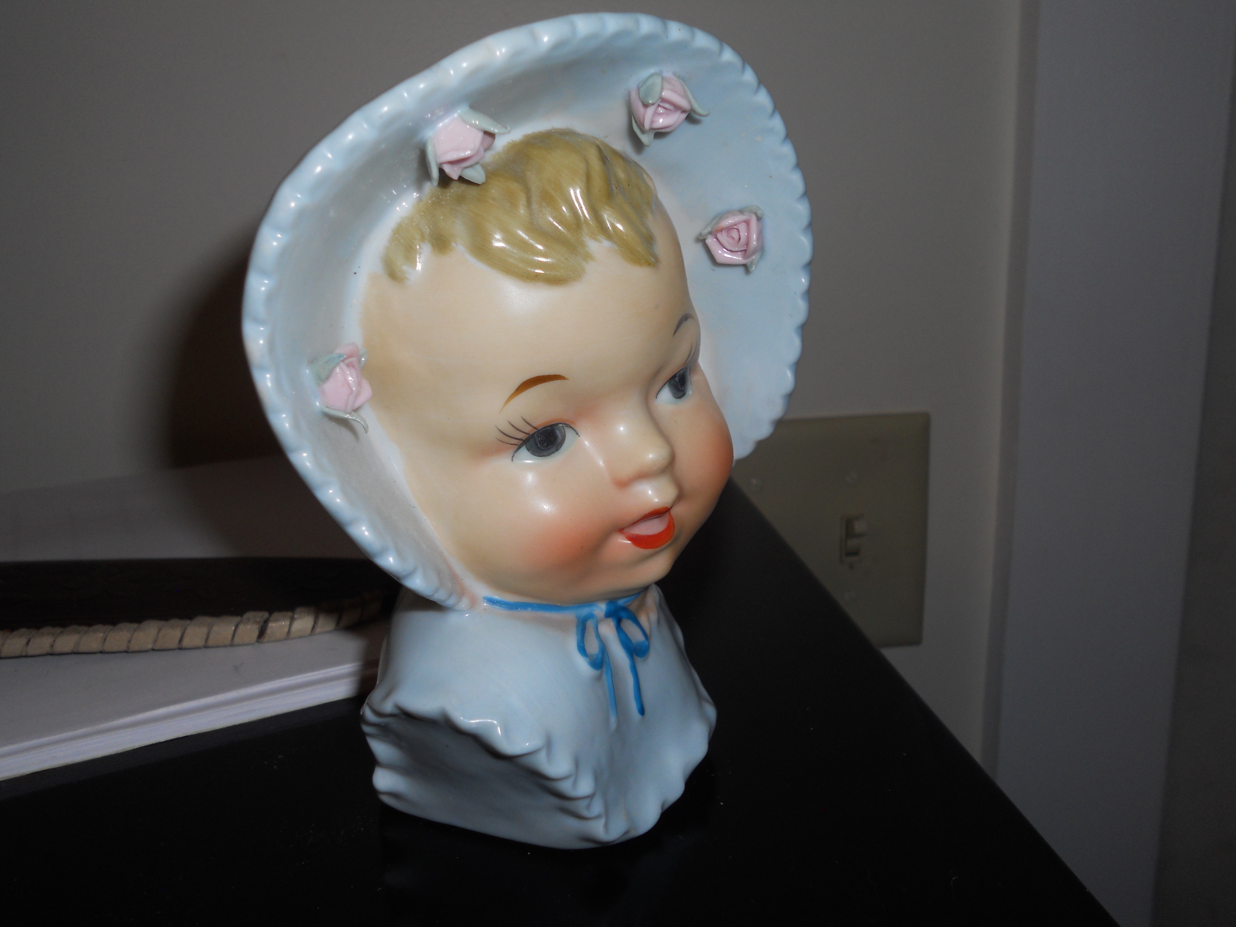 Baby Head Vase Ucago Japan