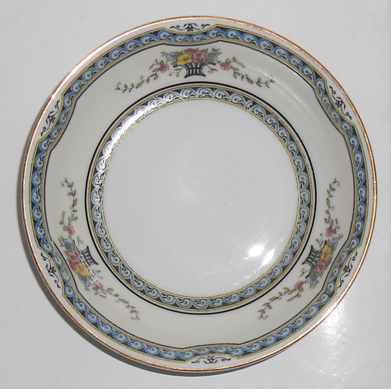 Noritake China Porcelain Lafleur w/Gold Fruit Bowl
