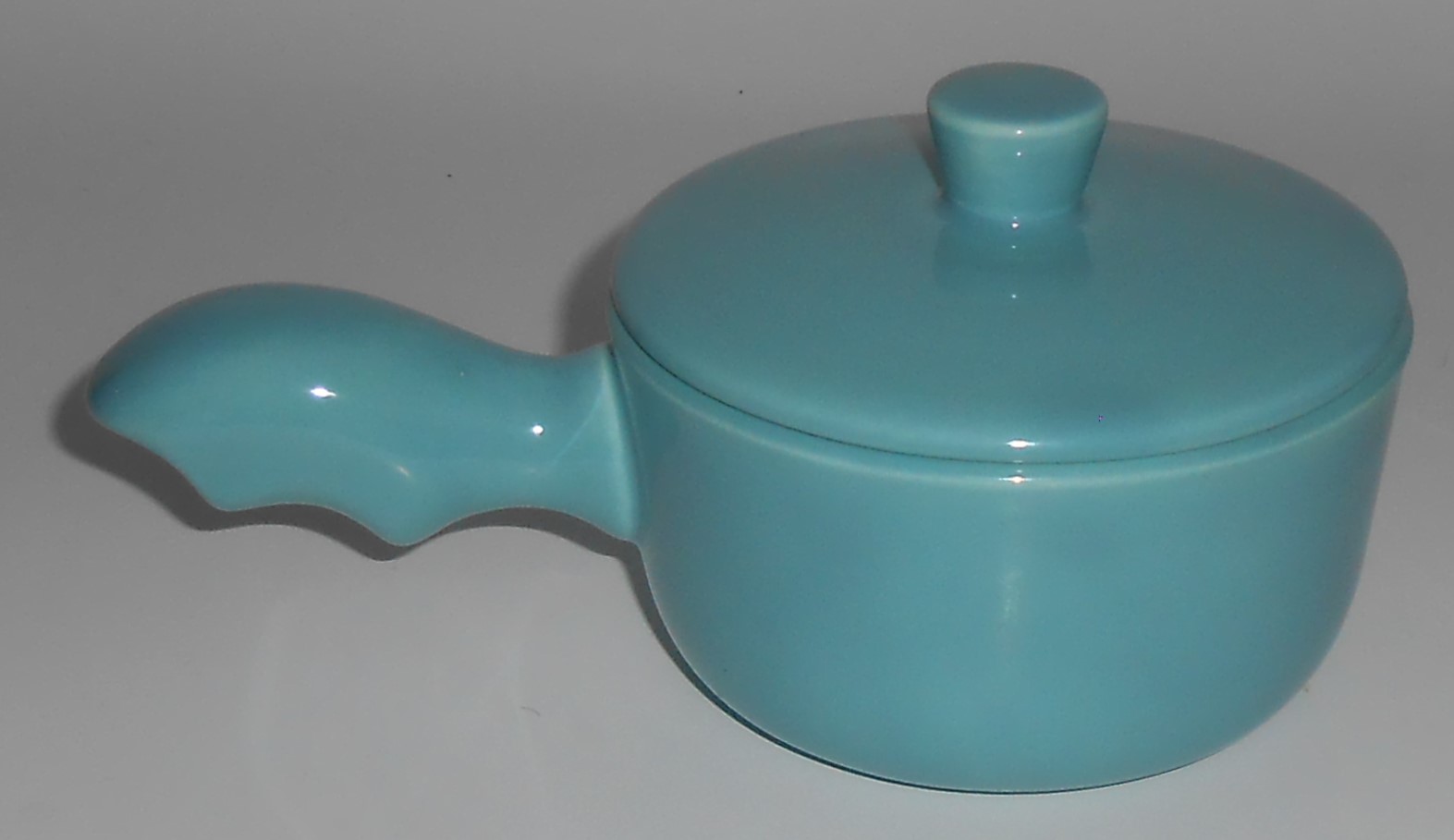 Vernon Kilns Pottery Casual California Turquoise Chick