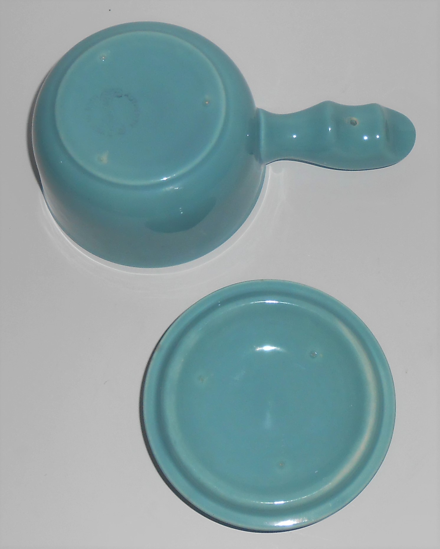 Vernon Kilns Pottery Casual California Turquoise Chick