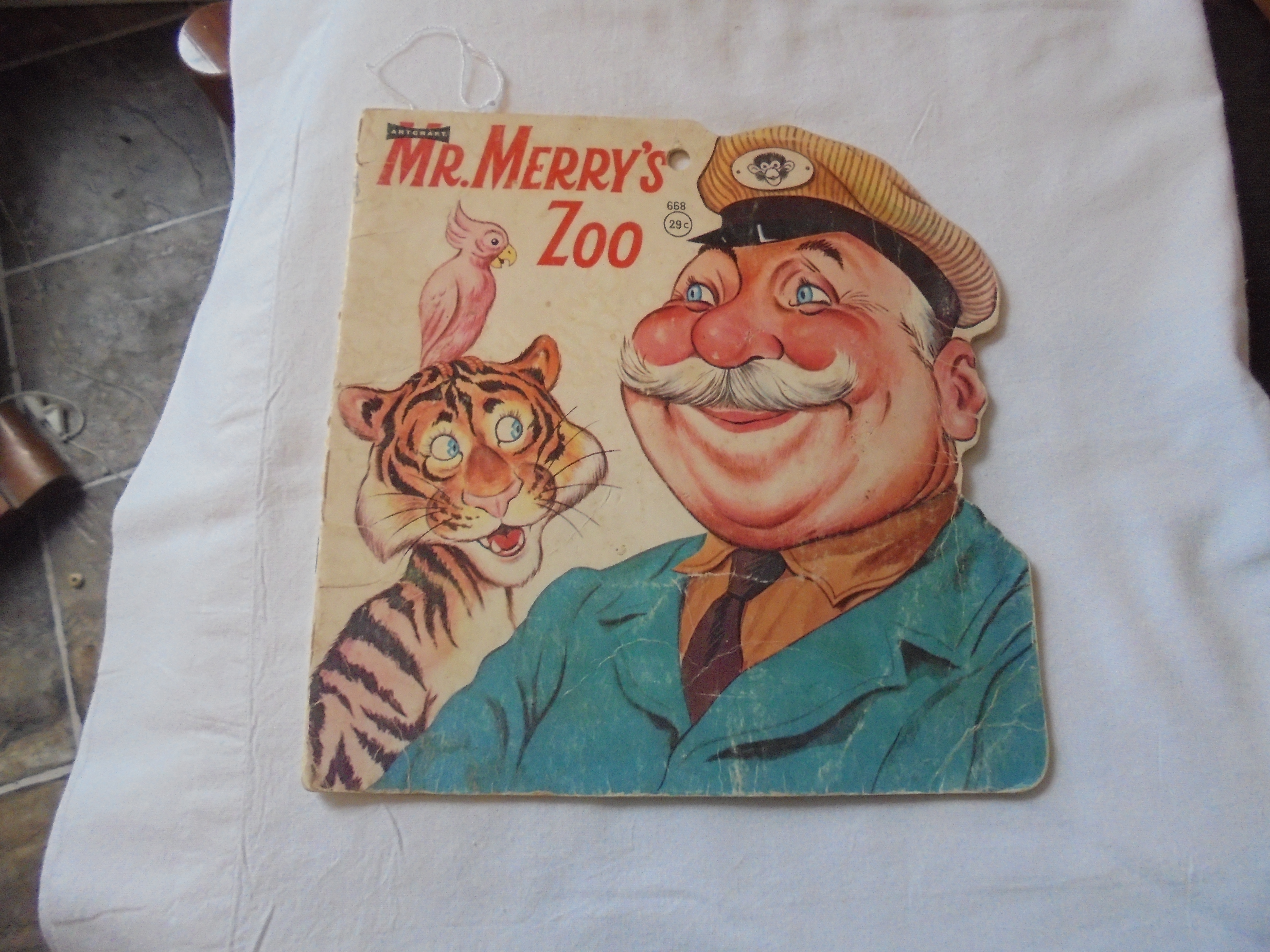 Mr. Merry's Zoo Book Saalfield, 1955