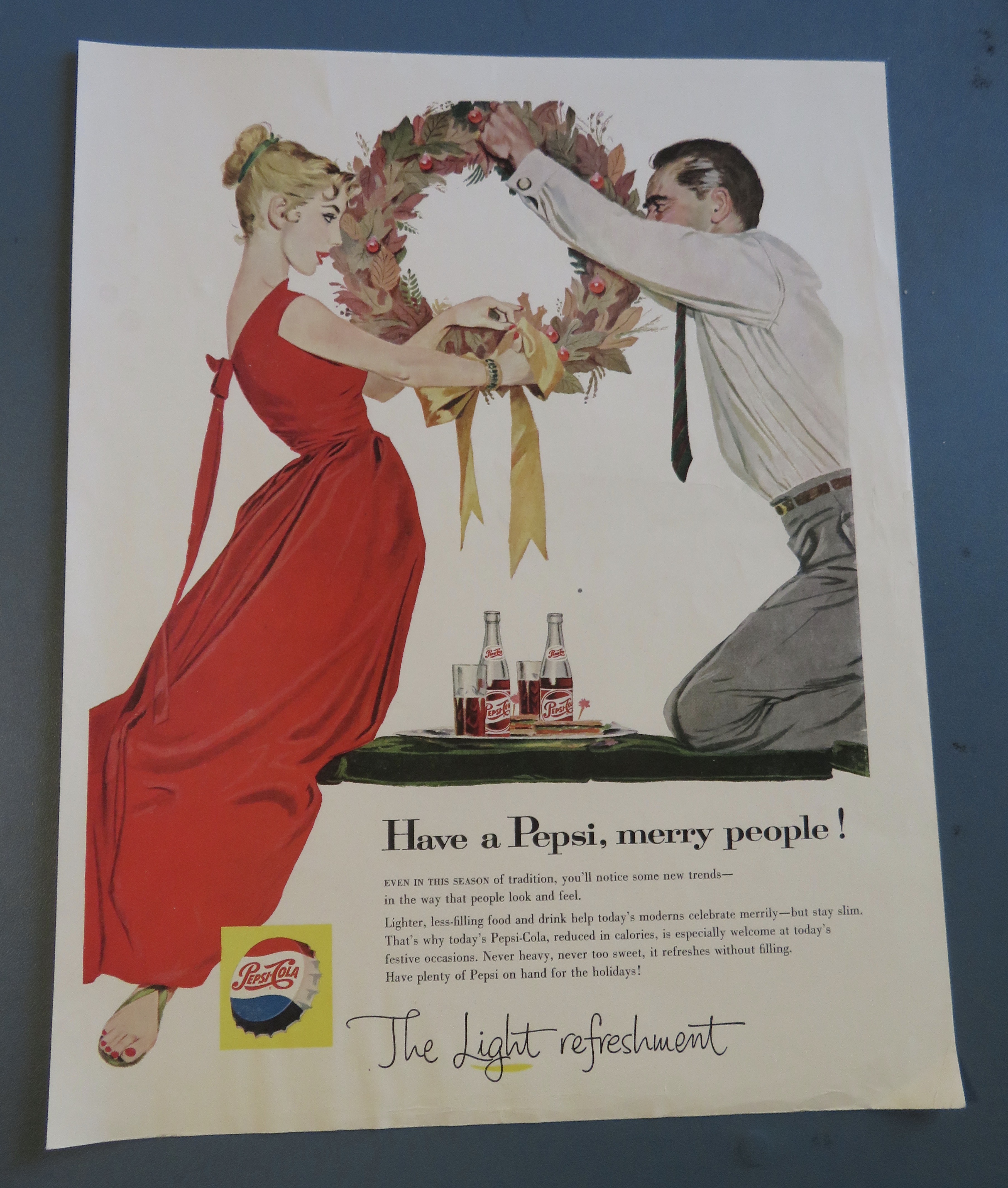 1957 Pepsi-Cola (Pepsi) with Couple Hanging A Wreath
