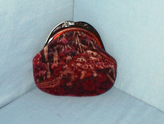 CELEBRITY Burgundy Floral Velvet Evening Purse Lucite