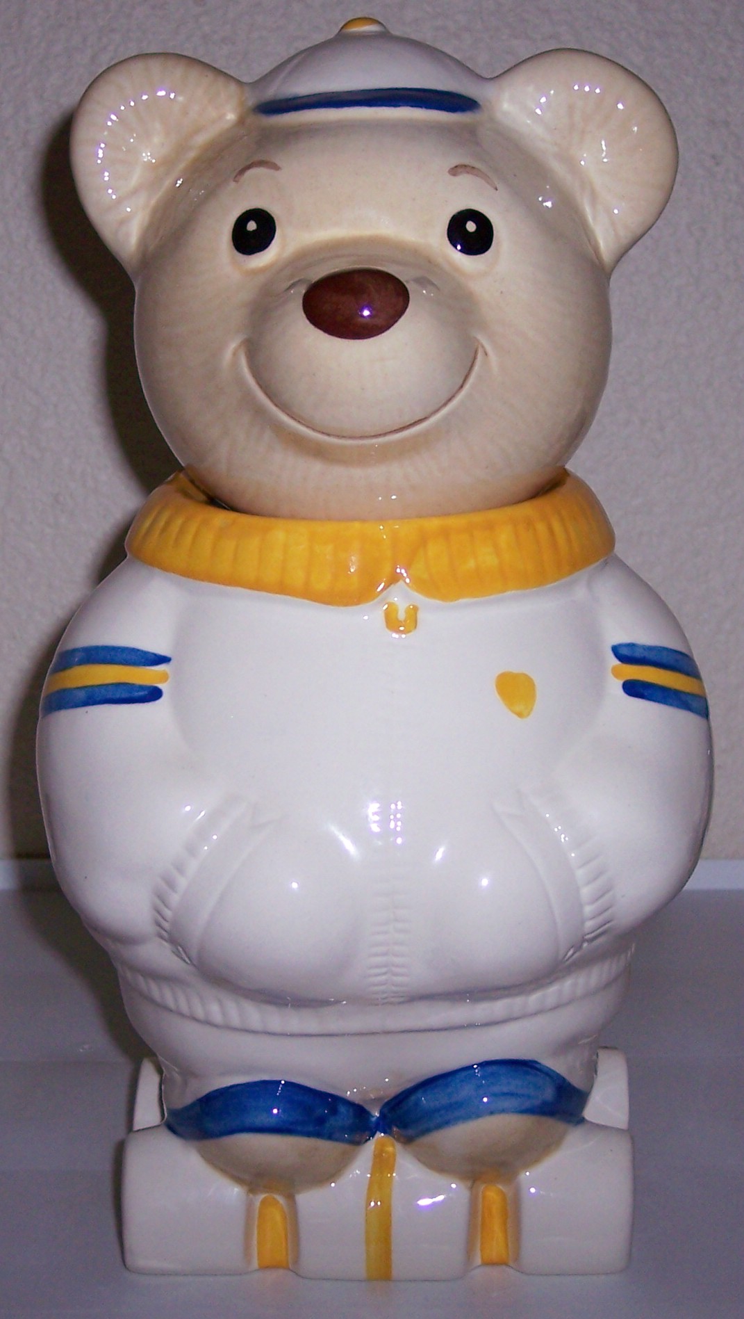 Metlox Pottery Poppy Trail Roller Skates Bear Cookie