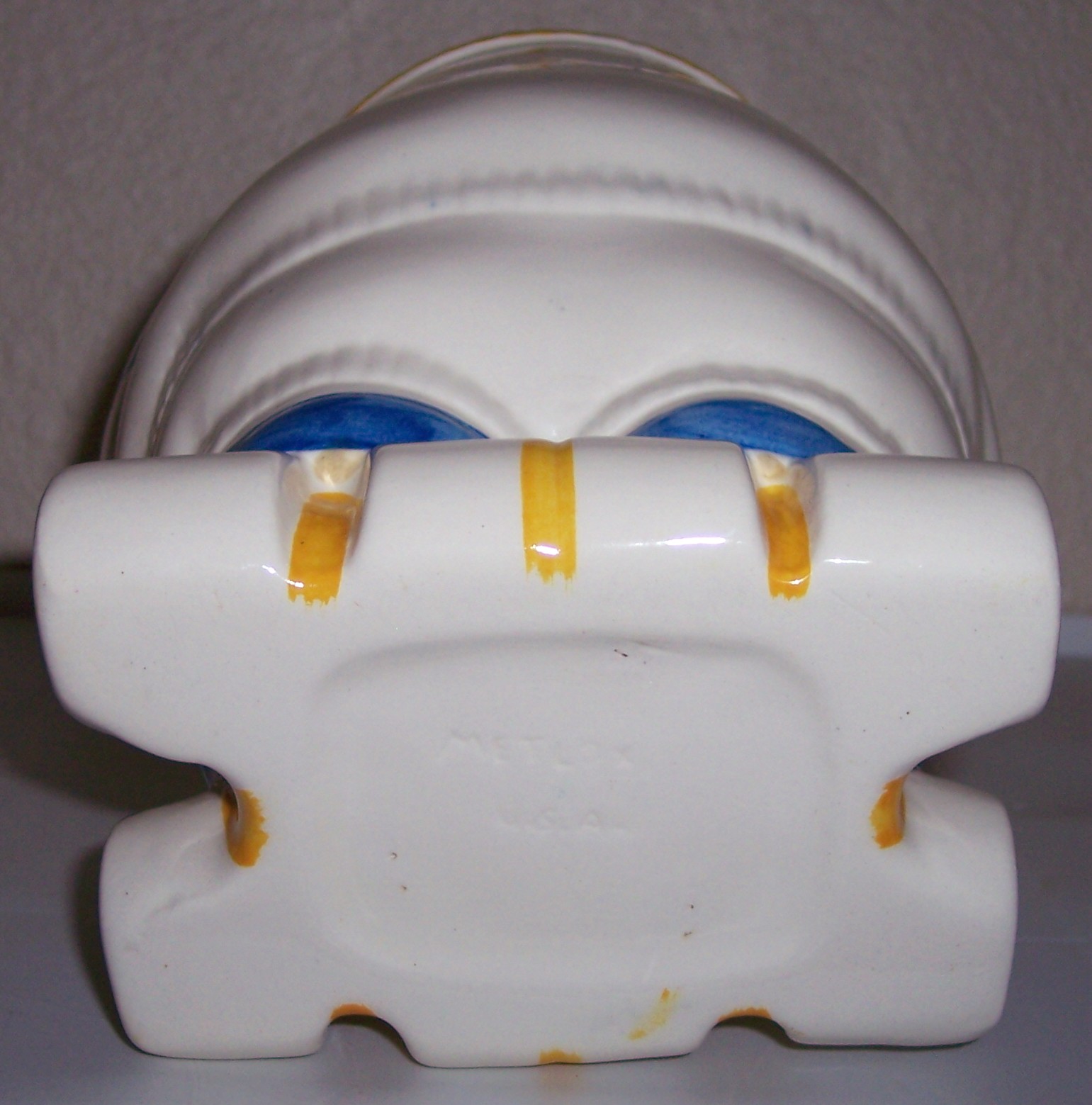 Metlox Pottery Poppy Trail Roller Skates Bear Cookie