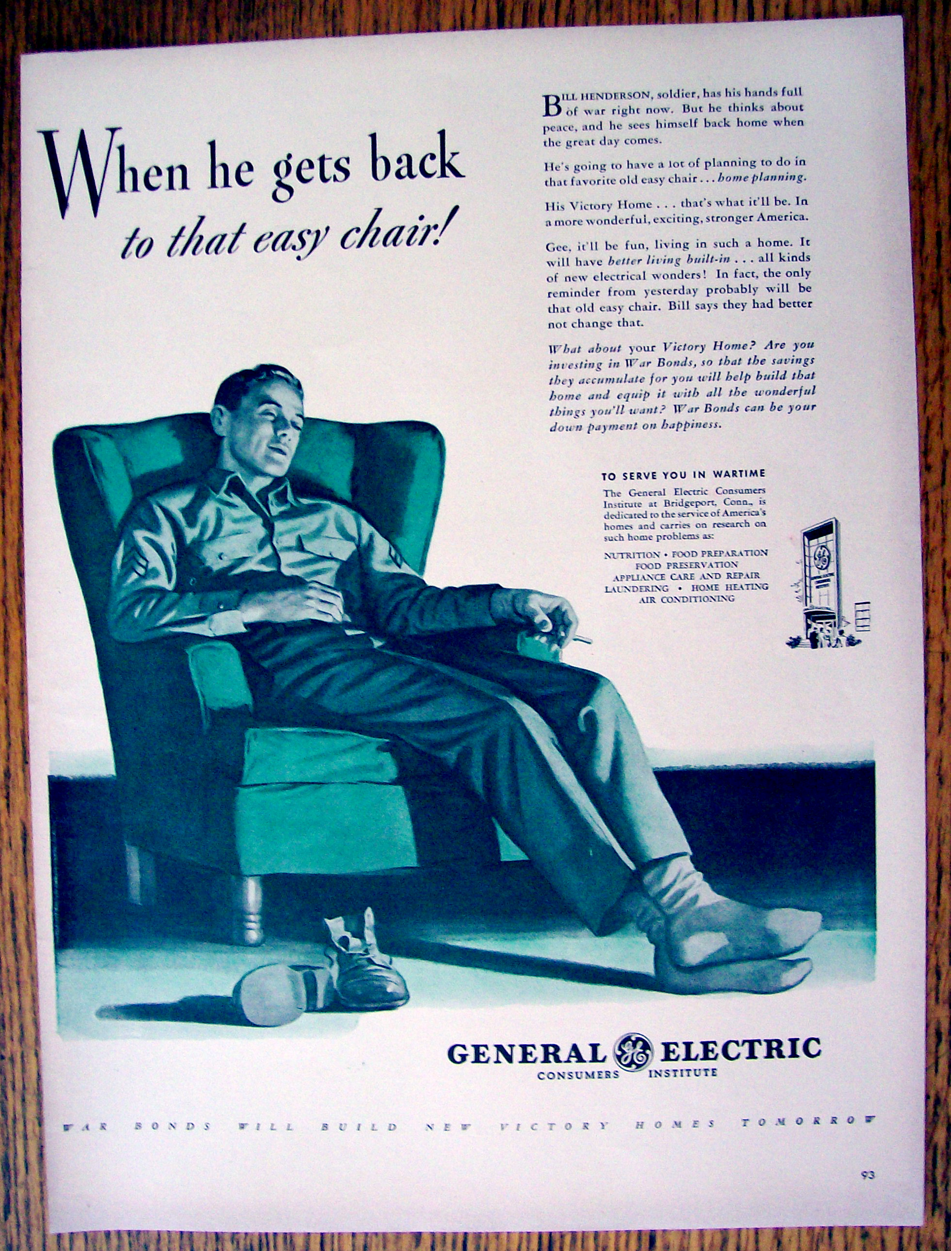 1943 General Electric Consumers Institute w/Soldier