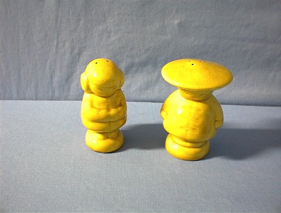 Ceramic Oriental Look Salt & Pepper Shakers