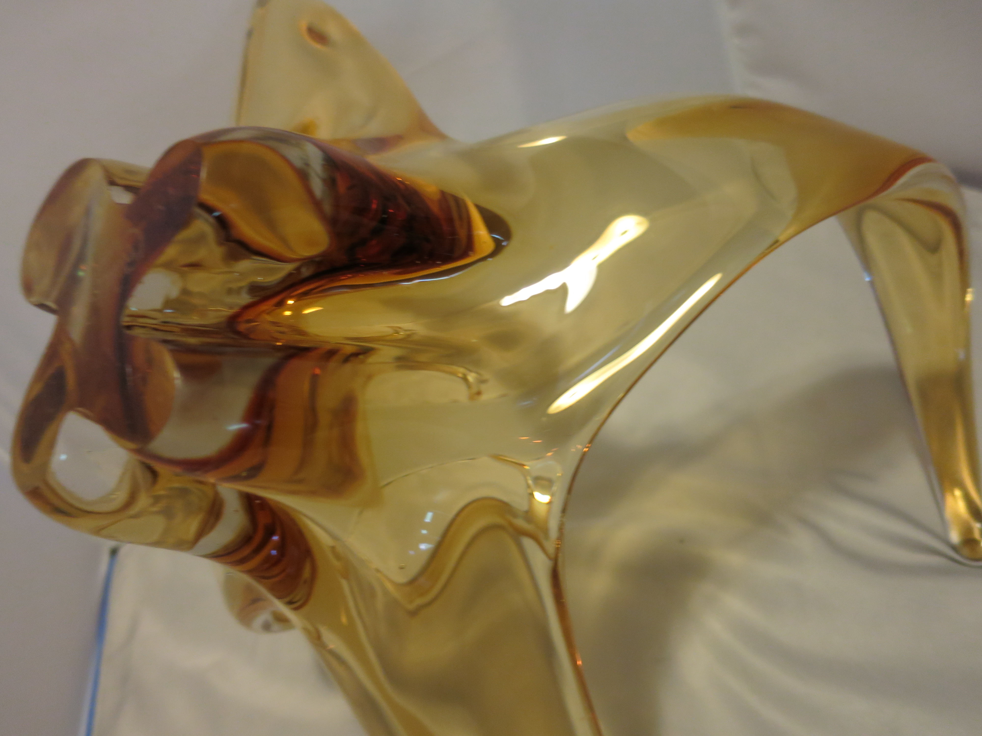 Canada Glass Chalet Spike Art Glass Bowl