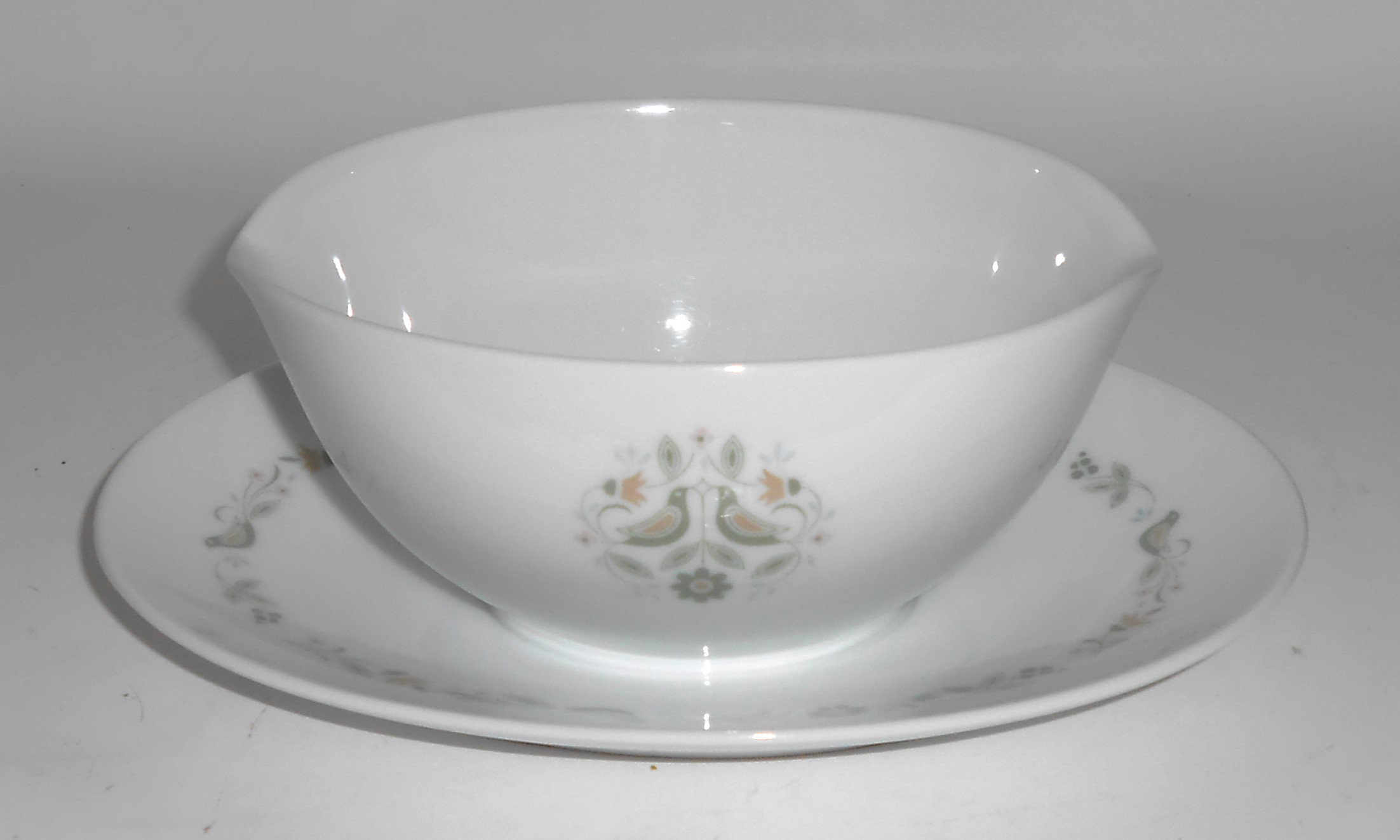 Noritake China Porcelain Dutch Treat Gravy Bowl