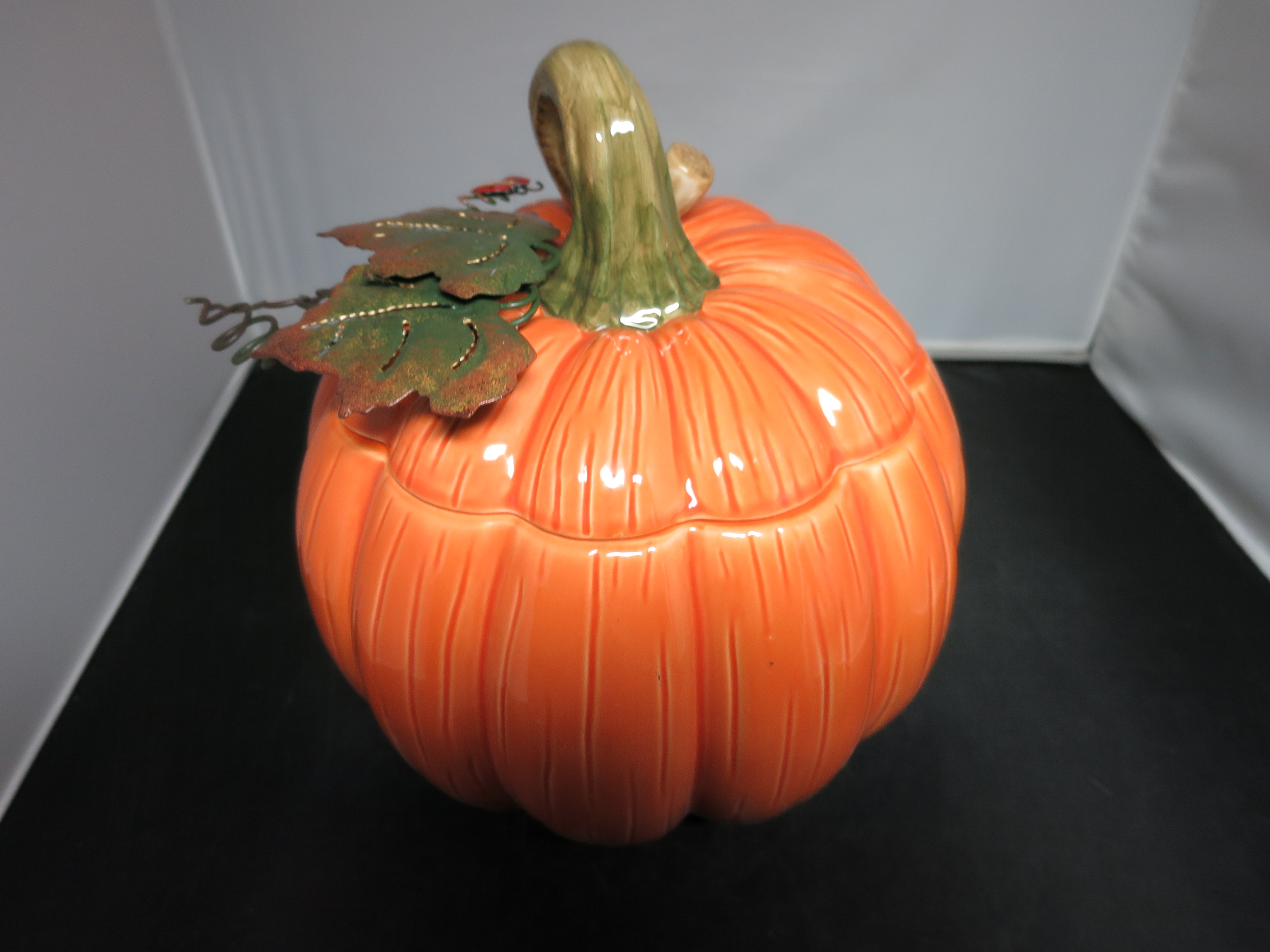 Pumpkin Cookie Jar by Gift Link 2003
