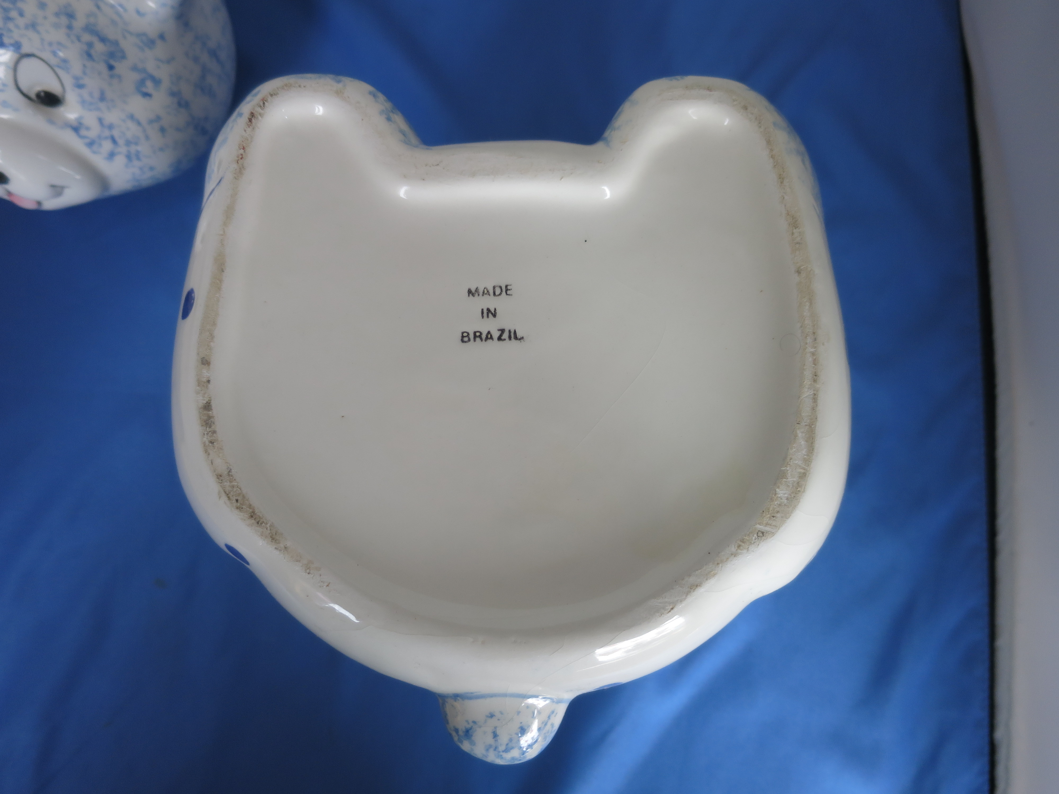 Bear Cookie Jar Heart Made in Brazil Sponge-ware Motif