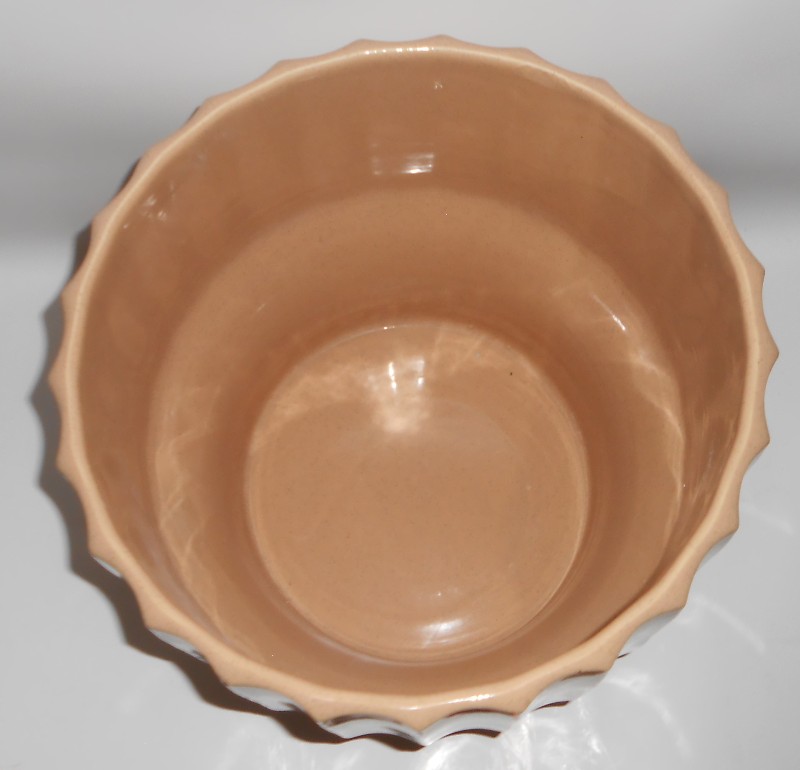 VINTAGE Bauer Pottery 10" Tan Speckle Biltmore Flower Pot - MINT