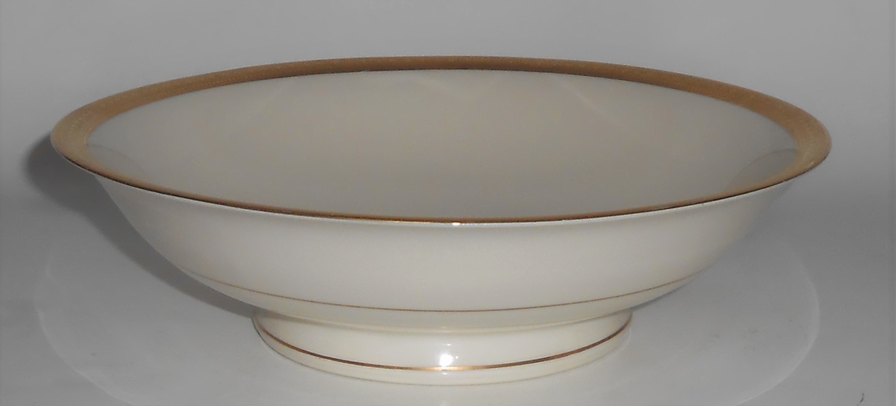 Syracuse China Old Ivory Bracelet Gold Round Vegetable