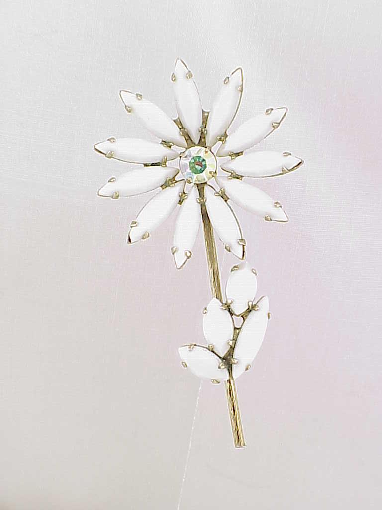 Vintage White Milk Glass And Rhinestone Flower Brooch Earrings Set