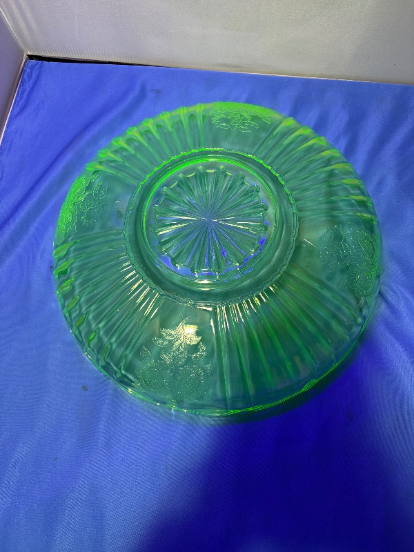Uranium Anchor Hocking Mayfair Open Rose Bowl 11 3/4" Circa 1930s