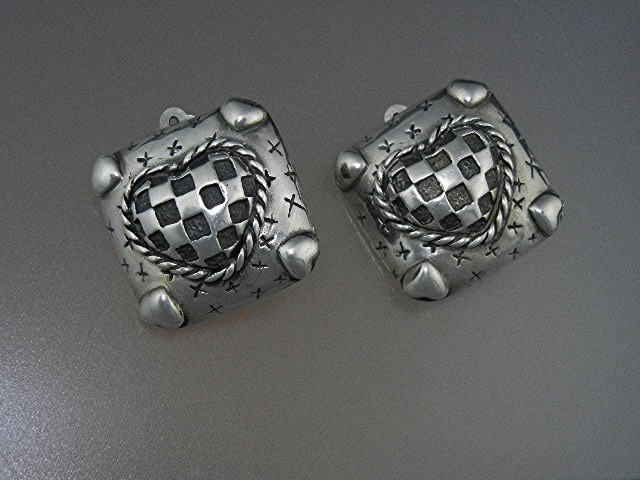 Dian Malouf Texas Sterling Silver Heart Clip Earrings