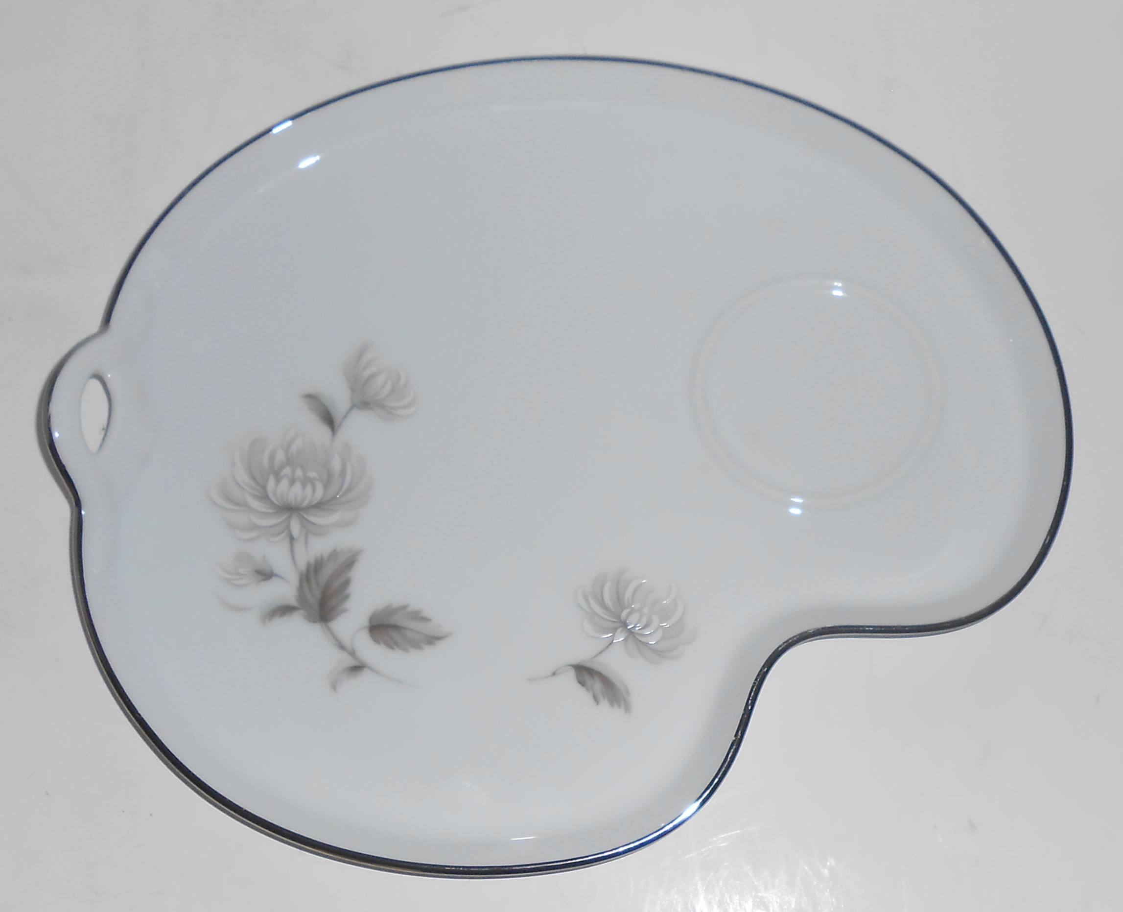 Noritake Porcelain China 6606 Charlotte w/Platinum Sna