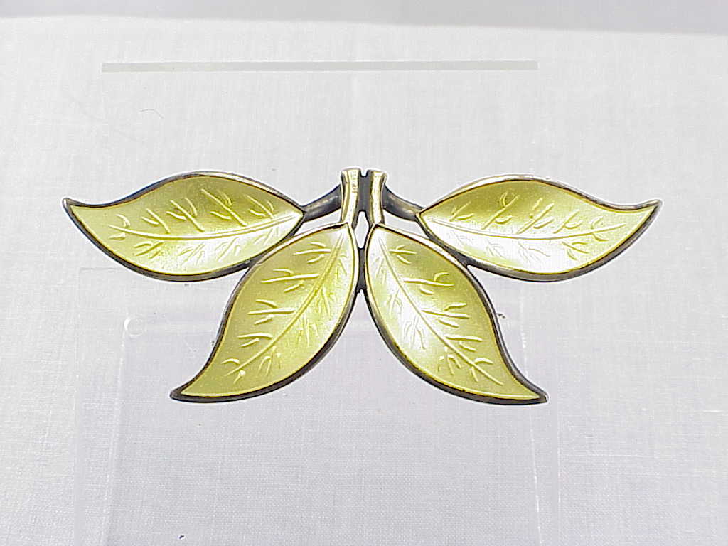 Vintage David Andersen Norway Sterling Silver Enamel Brooch