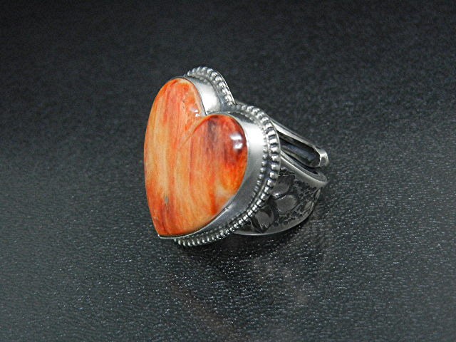 David Troutman Sterling Silver Spiny Oyster Heart Ring