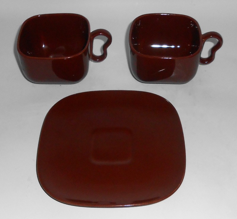 VINTAGE Franciscan Pottery Tiempo Hot Chocolate 2 Cups &  1 Saucer