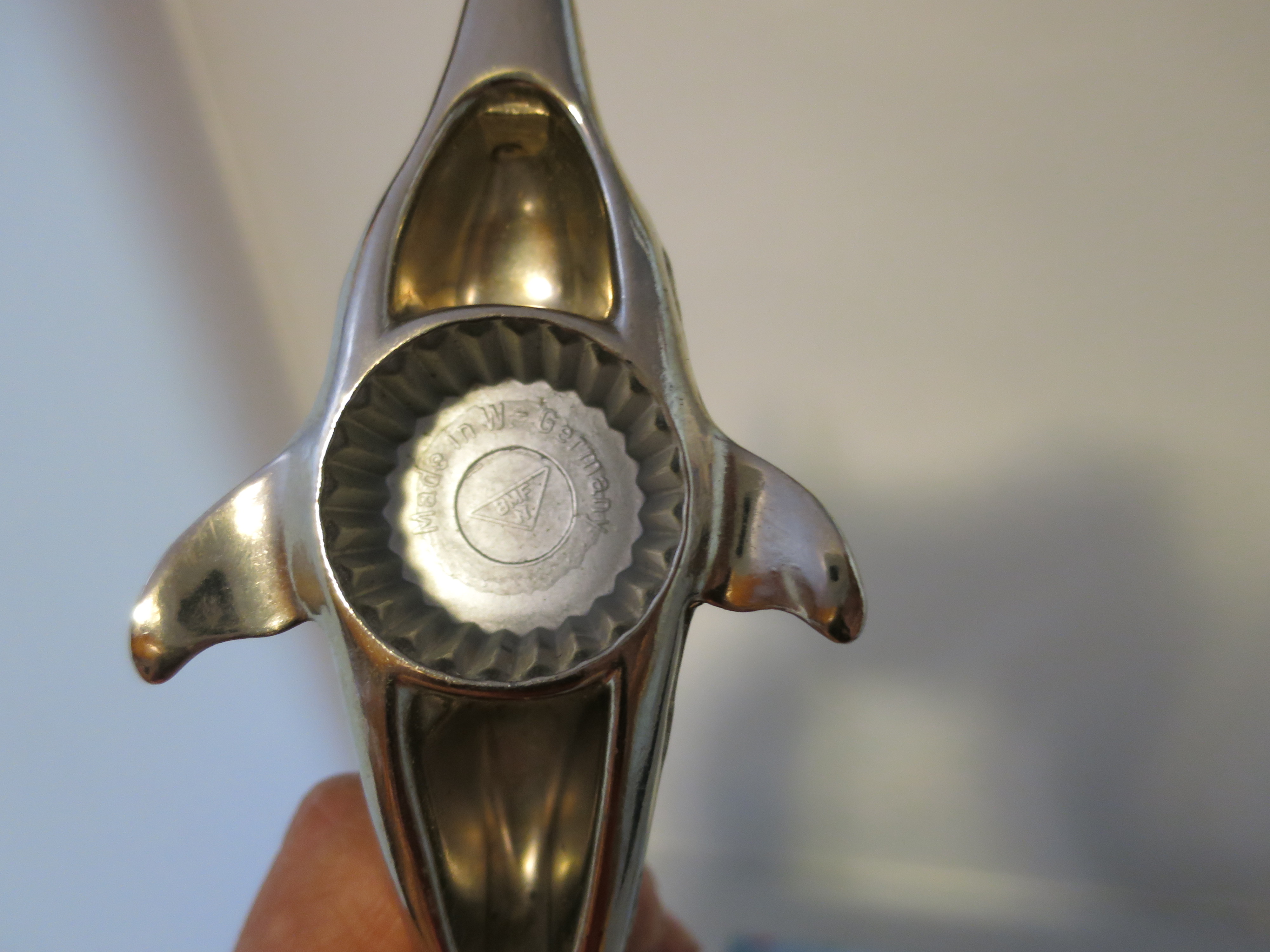 Delphin Flaschenoffner Dolphin Bottle Opener Western Germany